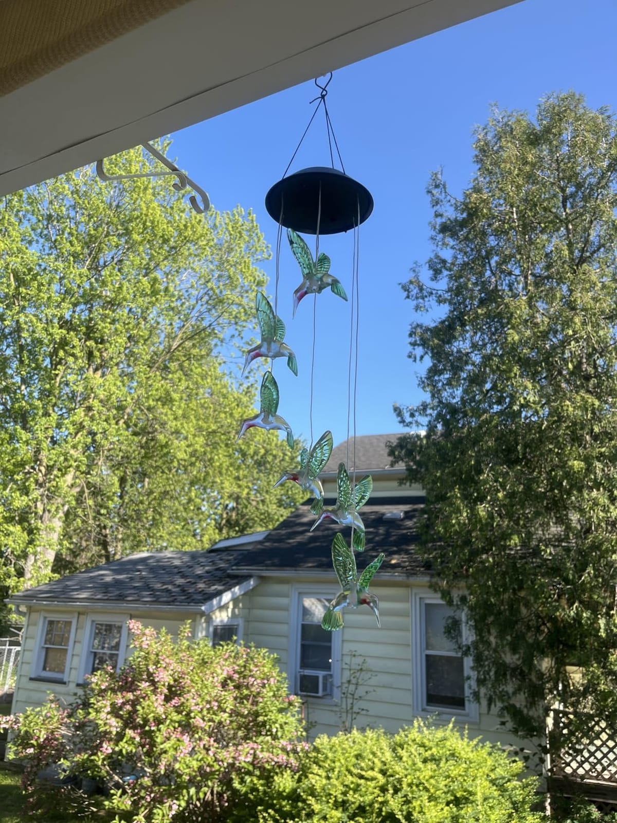 MorTime LED Solar Hummingbird Wind Chime, 25