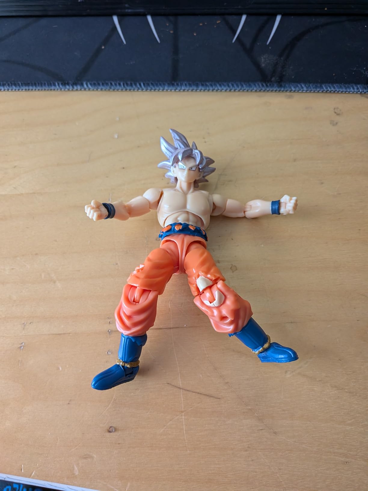 Dragon Ball Super - Goku Ultra Instinct, Dragon Ball Evolve 5