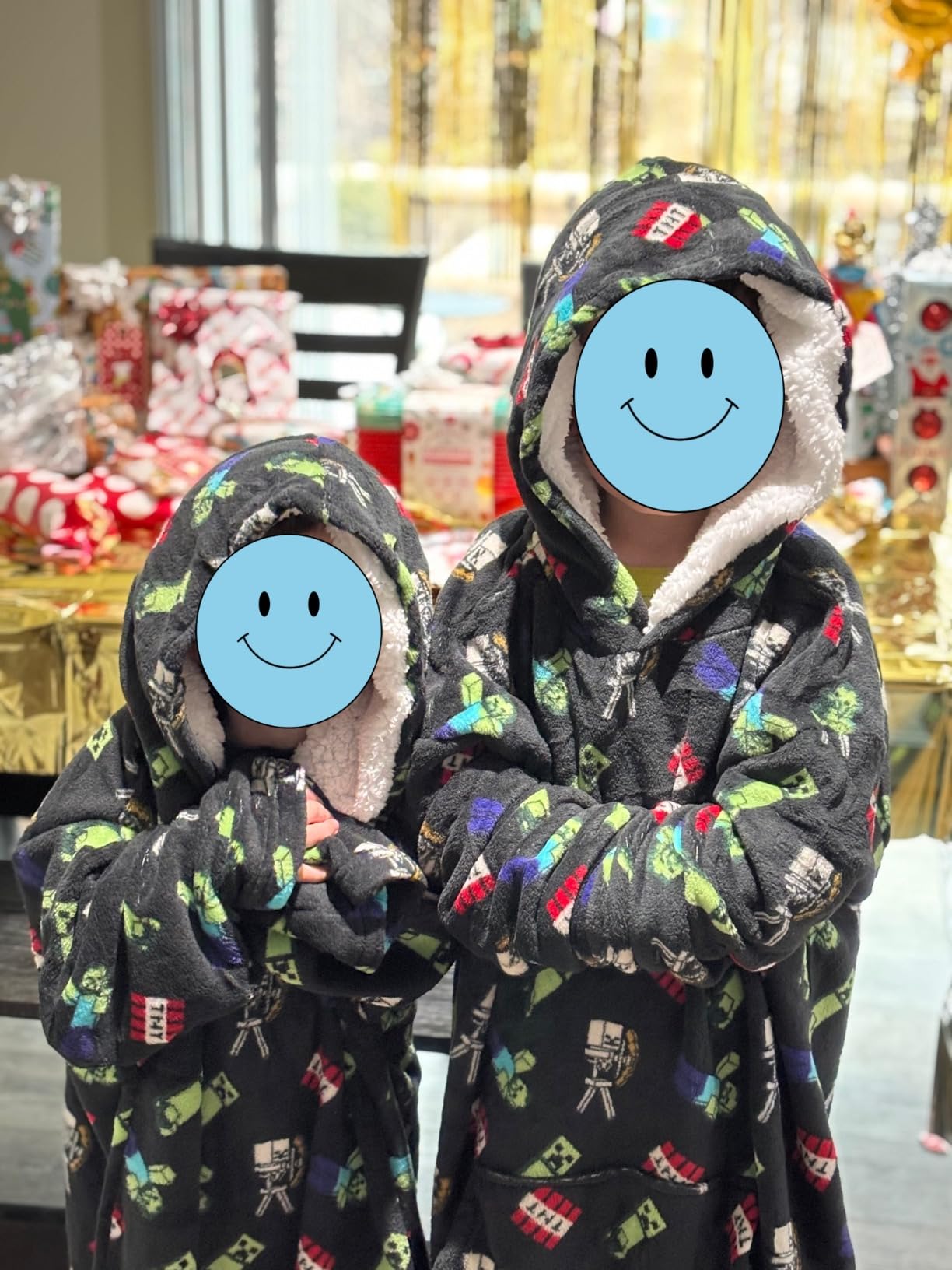 Minecraft Blanket Hoodie Gifts for Kids Teens, Fleece Wearable Blanket with Sherpa Hood, Cozy Creeper Loungewear for Gamers customer photo 2