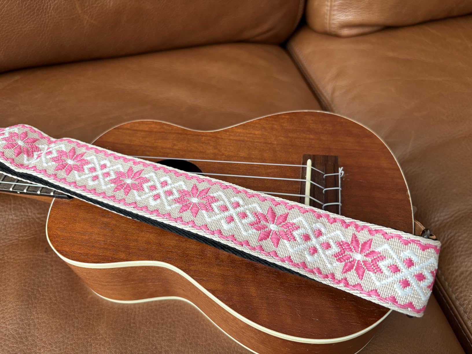 Ukulele Strap, Hawaiian Jacquard Blue Flower Ukelele Shoulder Strap customer photo 2