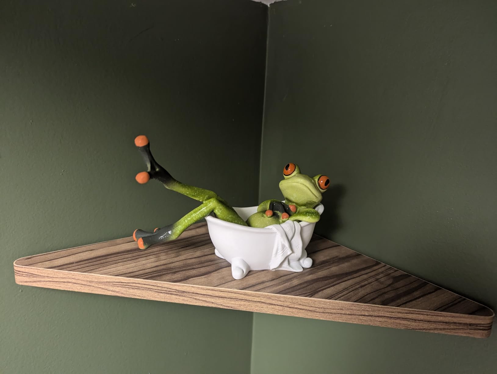 JUXYES Texting On Toilet Frog Figurines Collectibles for Home Office Decor customer photo 1