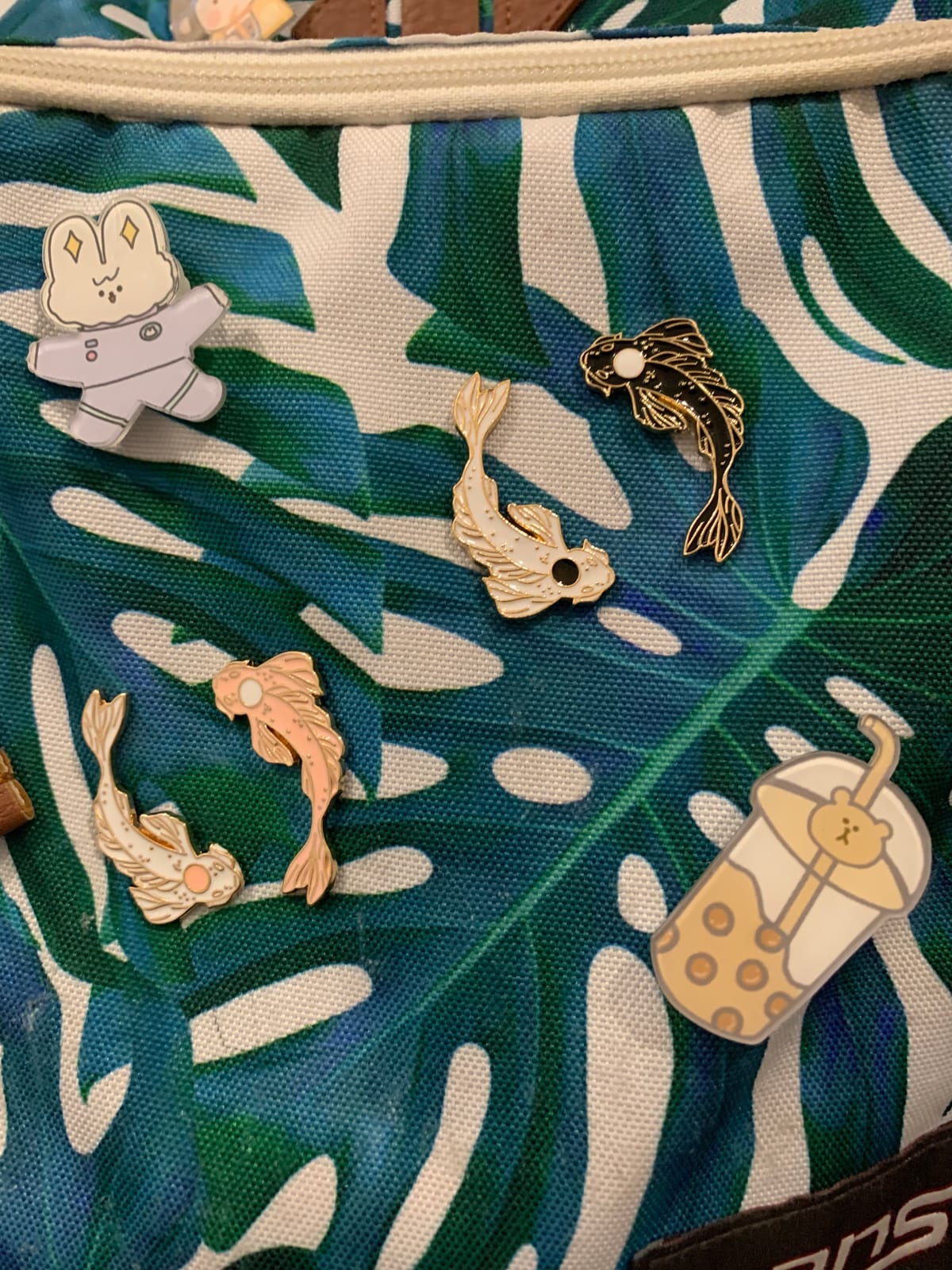 Syhood 4 Pcs Koi Fish Enamel Lapel Pins Multicolor Brooch Badge Set | Gold Outline, Cute Cartoon Badge for Backpacks, Clothes, Bags, Jackets, Hats, DIY Accessories, Gift Idea customer photo 1