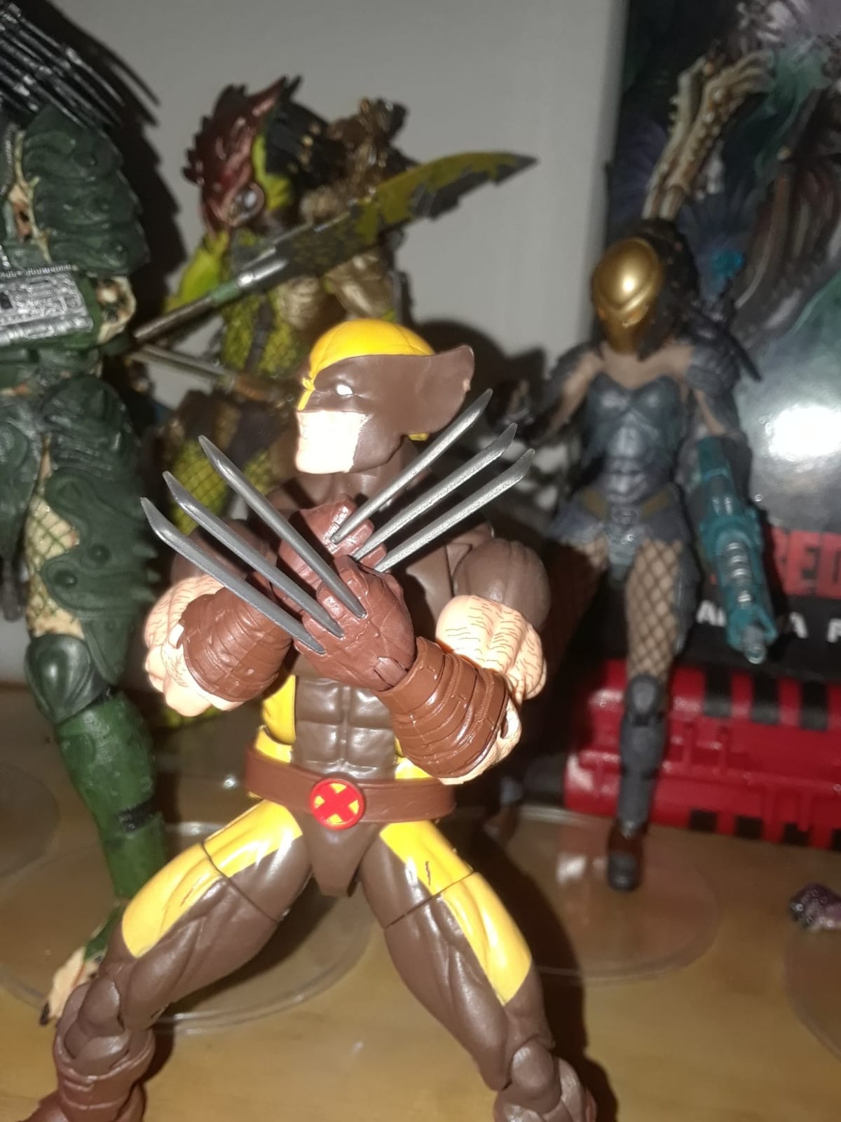 Hasbro Marvel Legends Series X-Men 6-inch Collectible Wolverine Action Figure Toy, Premium Detail and Accessory, Ages 4 and Up | Marvel Legends X-Men 6 Inch Action Figure BAF Tri-Sentinel - Wolverine customer photo 1
