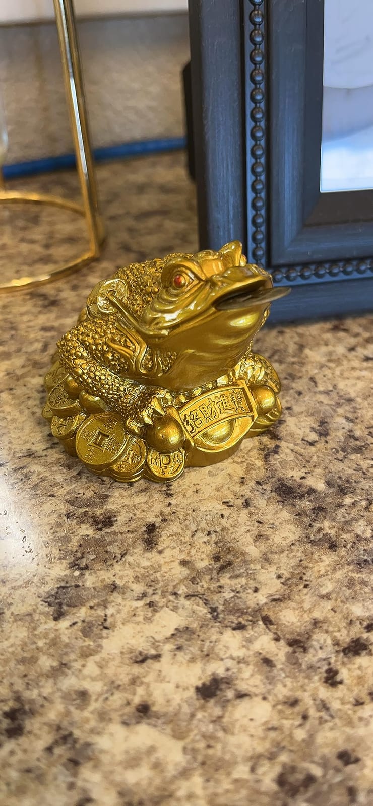 Chuangdi Feng Shui Money Toad with 4 Chinese Coins, Money Toad Decoration | Lucky Knots Red Blessing Bag Gold Three Legged Toad Decoration for Attracting Wealth Success customer photo 2