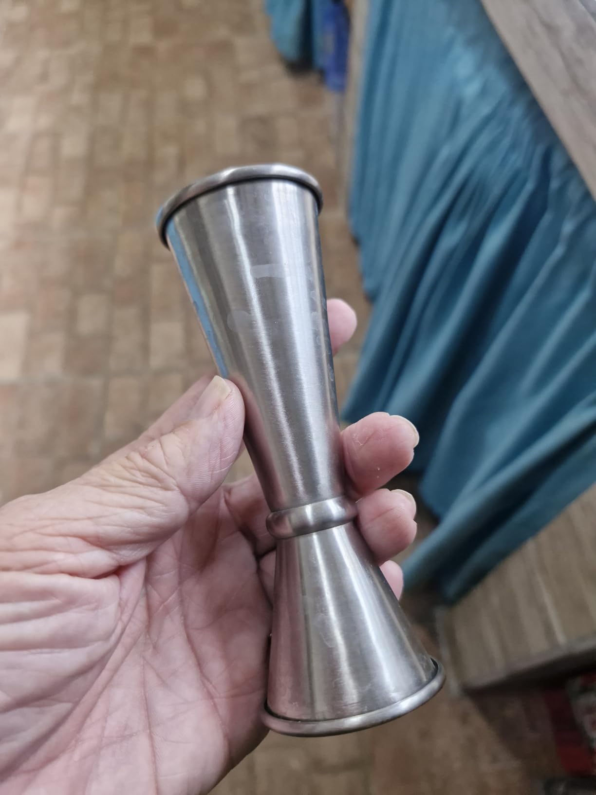 Briout Jigger for Bartending, Double Cocktail Jigger Japanese Premium 304 Stainless Steel Jigger 2 OZ 1 OZ with Measurements Inside customer photo 1