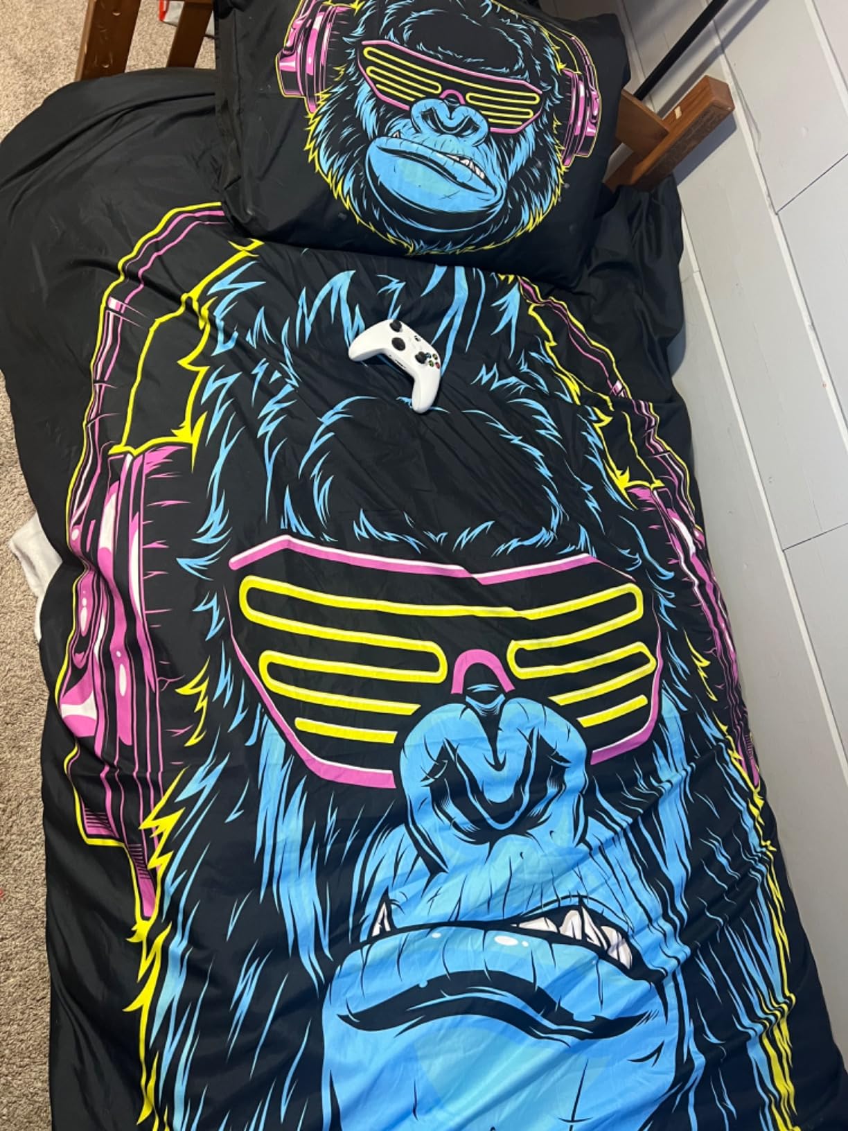 Feelyou 3D Gorilla Duvet Cover Set Headphone Gorilla Bedding Set for Kids Boys Girls Wild Animal Pattern Comforter Cover Watercolor Blue Design Quilt Cover Bedroom Collection 2Pcs Twin Size customer photo 1