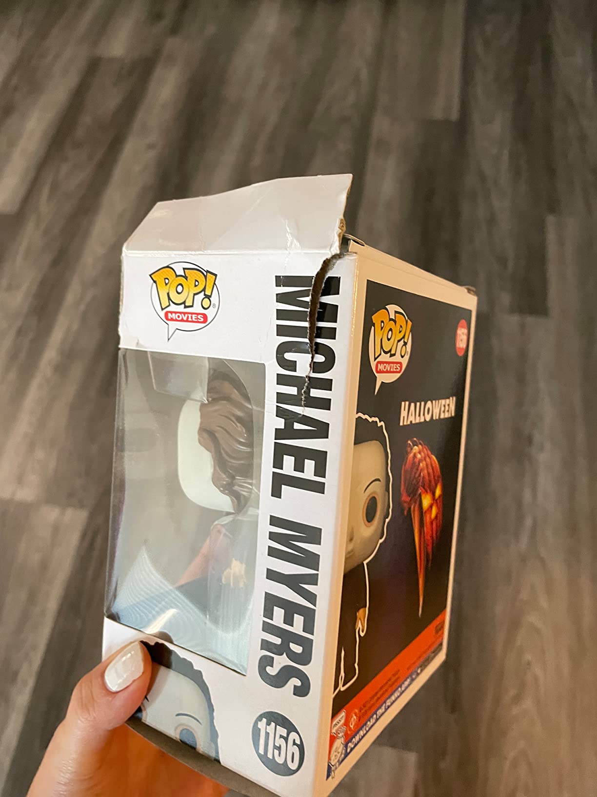 Funko POP! Movies: Halloween - Michael Myers (New Pose) | Official Merch - Collectable Vinyl Figurine for Shelf Display - Birthday Gift Idea for Fans and Collectors customer photo 1
