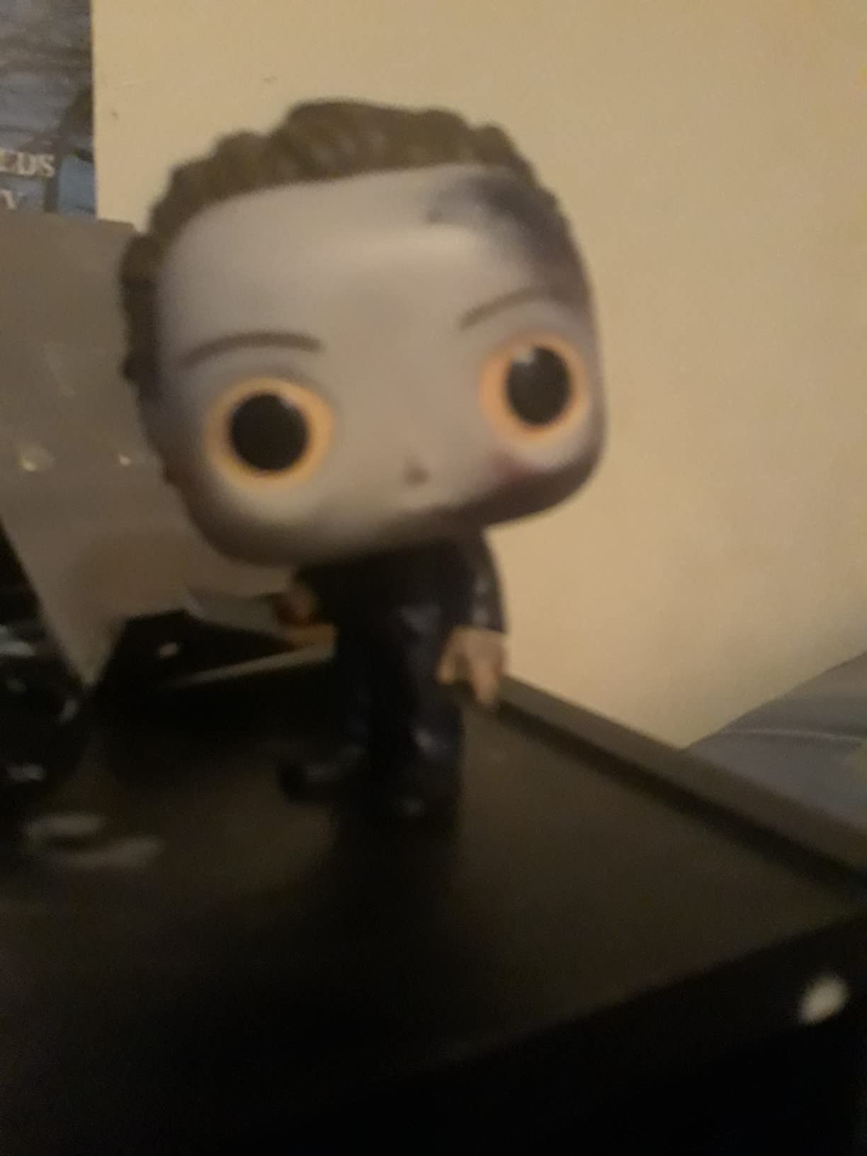 Funko POP! Movies: Halloween - Michael Myers (New Pose) | Official Merch - Collectable Vinyl Figurine for Shelf Display - Birthday Gift Idea for Fans and Collectors customer photo 2