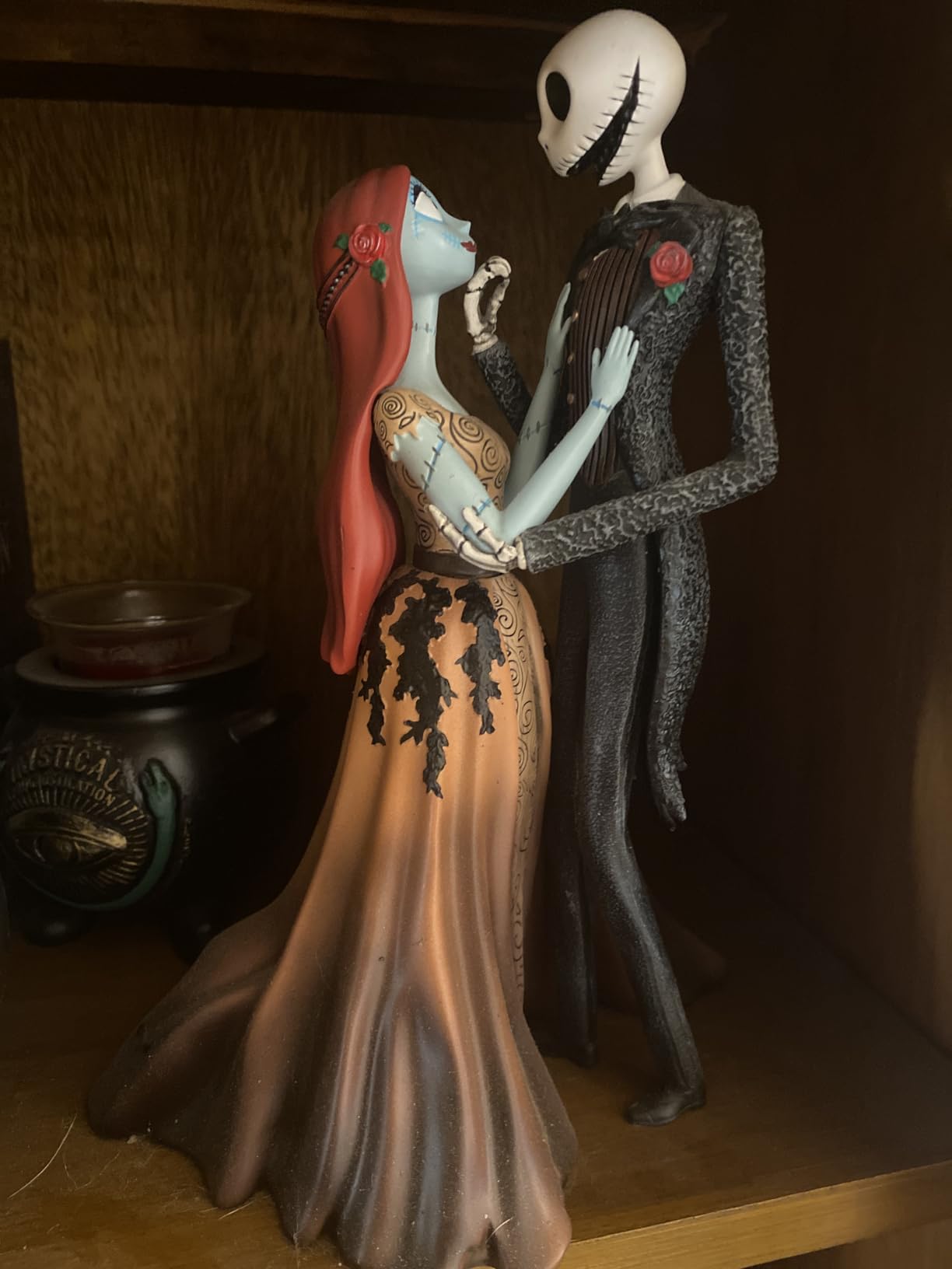 Enesco Disney Showcase Couture de Force The Nightmare Before Christmas Jack and Sally Embracing Figurine- Resin Hand Crafted Painted Collectible Halloween Disney Figurines Home Decor Statue, 9.5 Inch customer photo 2