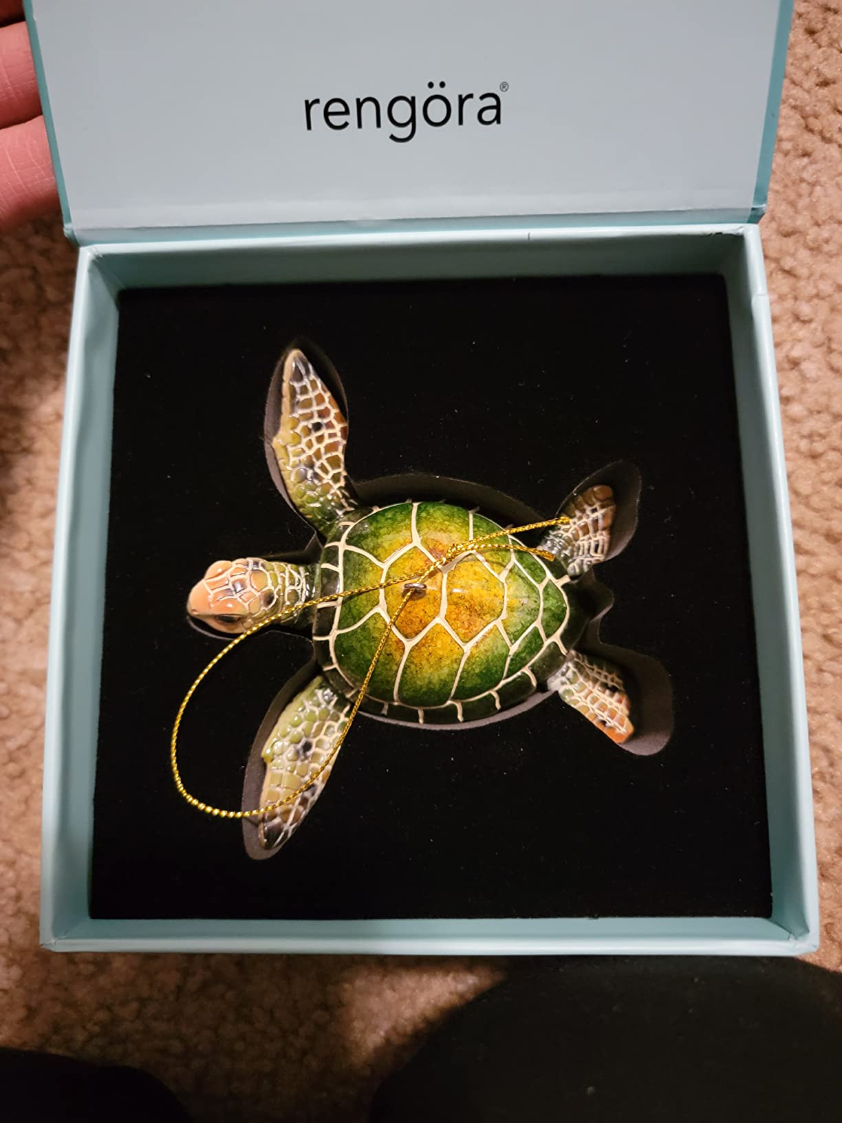 Rengöra Manta Ray Christmas Ornament, Hand-Painted and Gift Boxed | Hand-painted resin, gift-boxed, coastal Christmas decor, keepsake for beach trips, ocean lovers, families and collectors customer photo 2