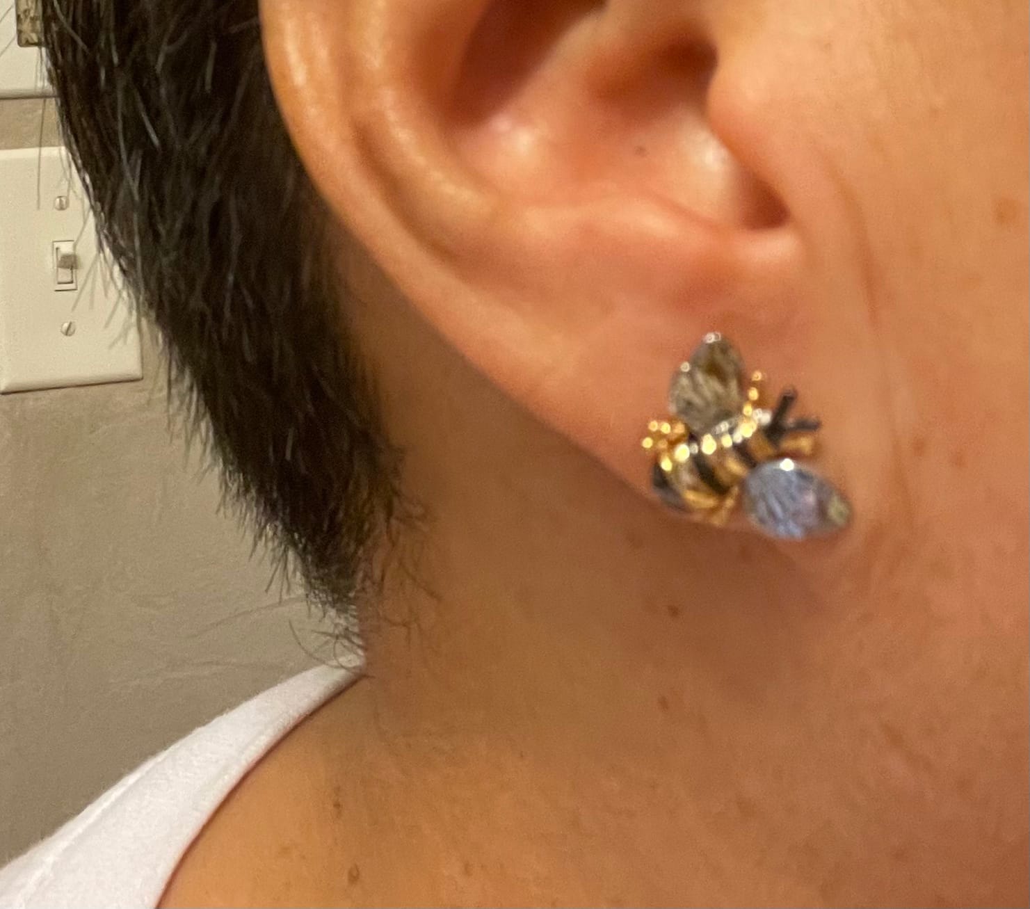 Barzel 18K Gold Plated Shimmering 2-tone Enamel Bumble Bee Stud Earrings 0.5in length For Women - Made in Brazil customer photo 1
