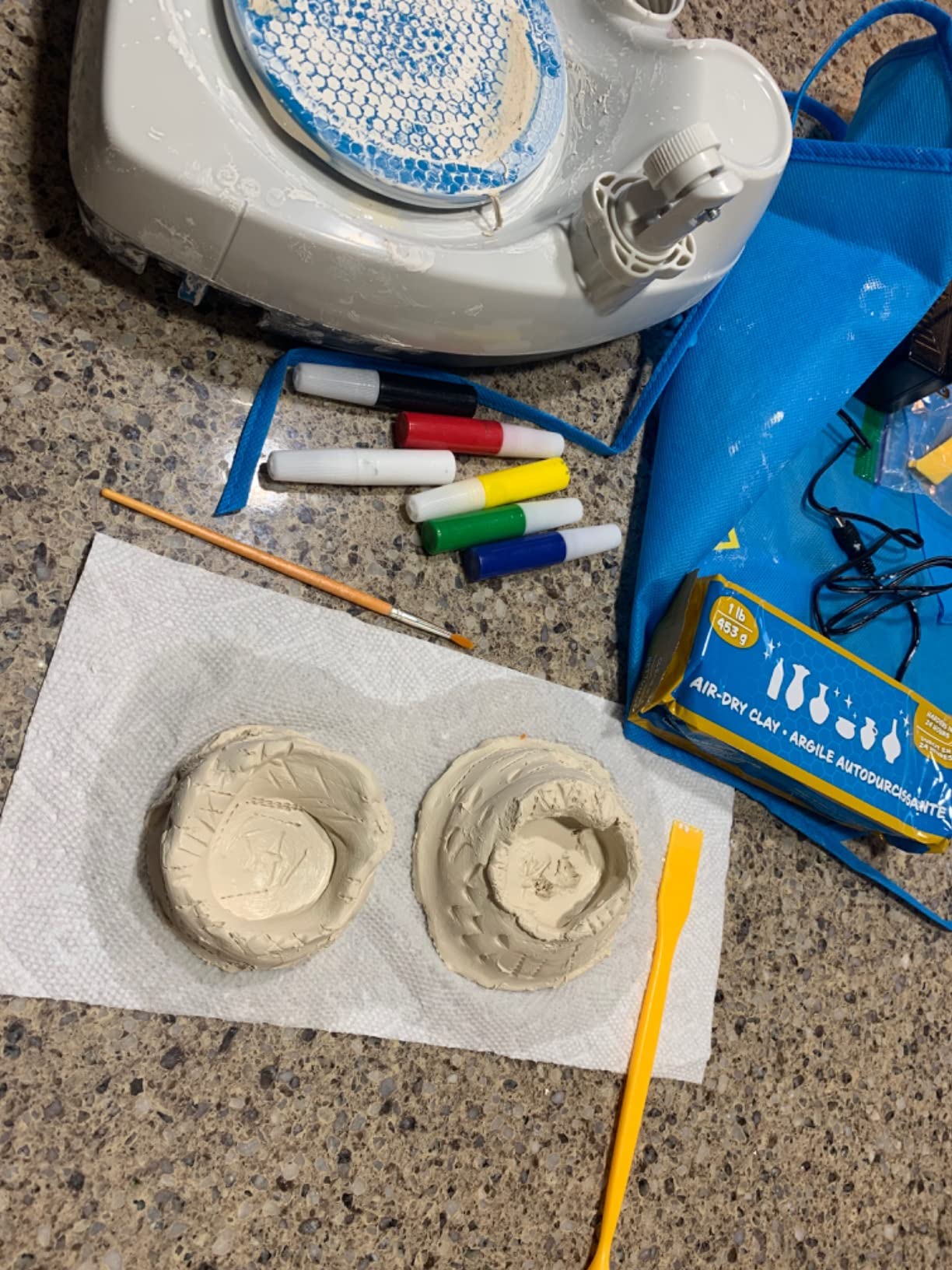 National Geographic Pottery Wheel for Kids Complete Beginner Kit customer photo 2