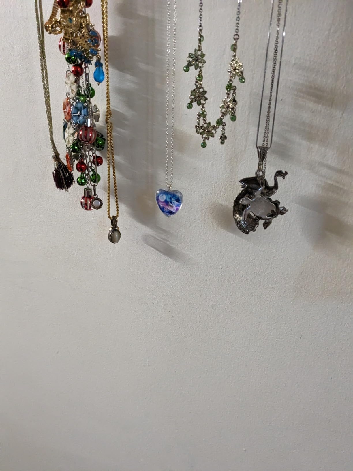 Howling Wolf Plexiglass Necklace, Charm Unique Heart Pendant Necklace with Silver Long Chain customer photo 1