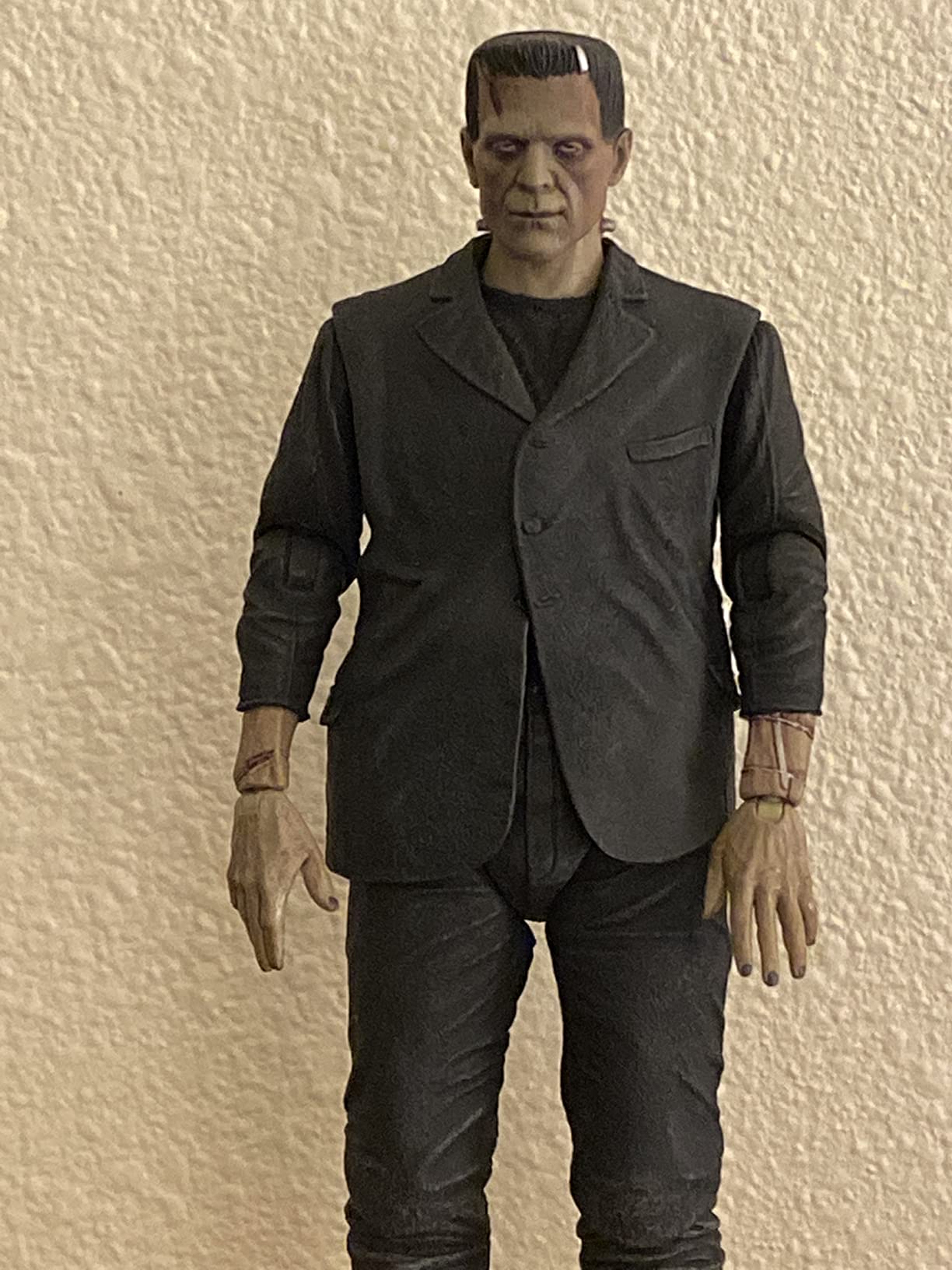 NECA Universal Monsters Ultimate Frankenstein's Monster (Color) 7