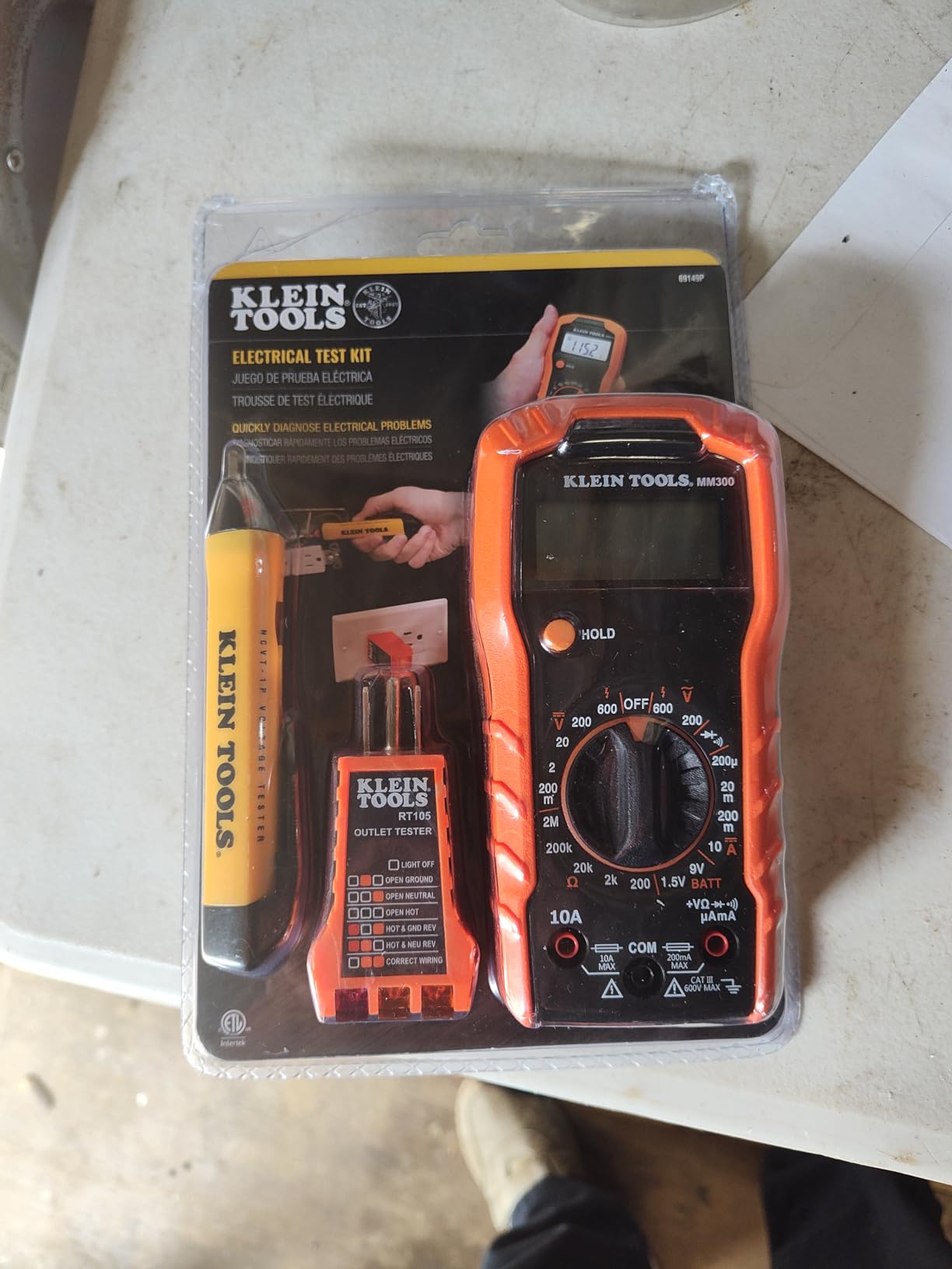 Klein Tools 69149P Electrical Test Kit with Digital Multimeter, Non-Contact Voltage Tester and Electrical Outlet Tester customer photo 1
