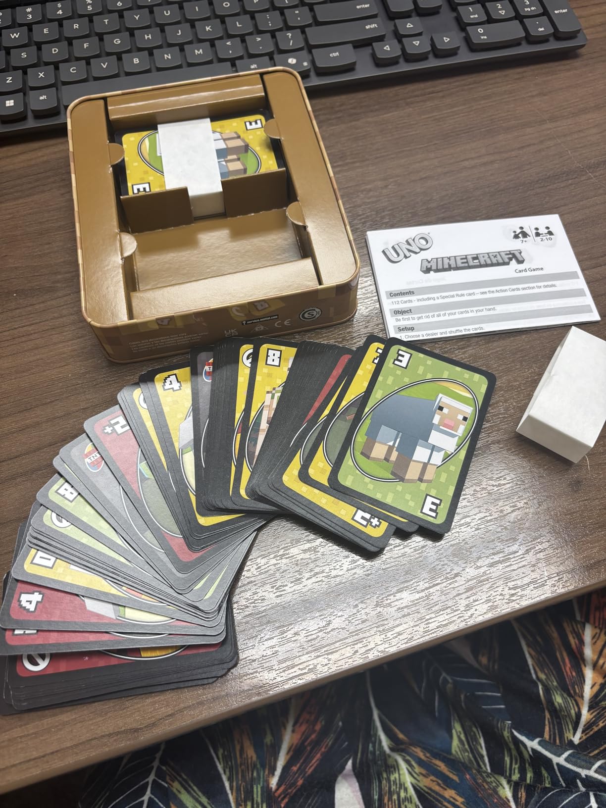 Mattel Games UNO Card Game, Gifts for Kids and Family Night, Themed to Minecraft Video Game, Travel Games, Storage Tin Box (Amazon Exclusive) customer photo 1