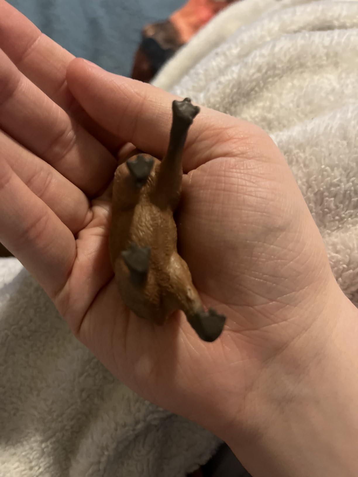 Schleich Wild Life - Beaver Toy Figurine - Realistic Animal Toy for Boys and Girls Ages 3+, Educational Pretend Play customer photo 2