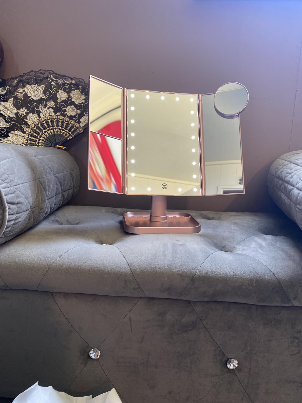 HUONUL Makeup Mirror, Vanity Mirror with Lights, 2X/3X/10X Magnification, Touch Control, Trifold, Dual Power Supply, Birthday Gifts for Women, Wife, Mom, Girls,Dorm Room Essentials customer photo 1
