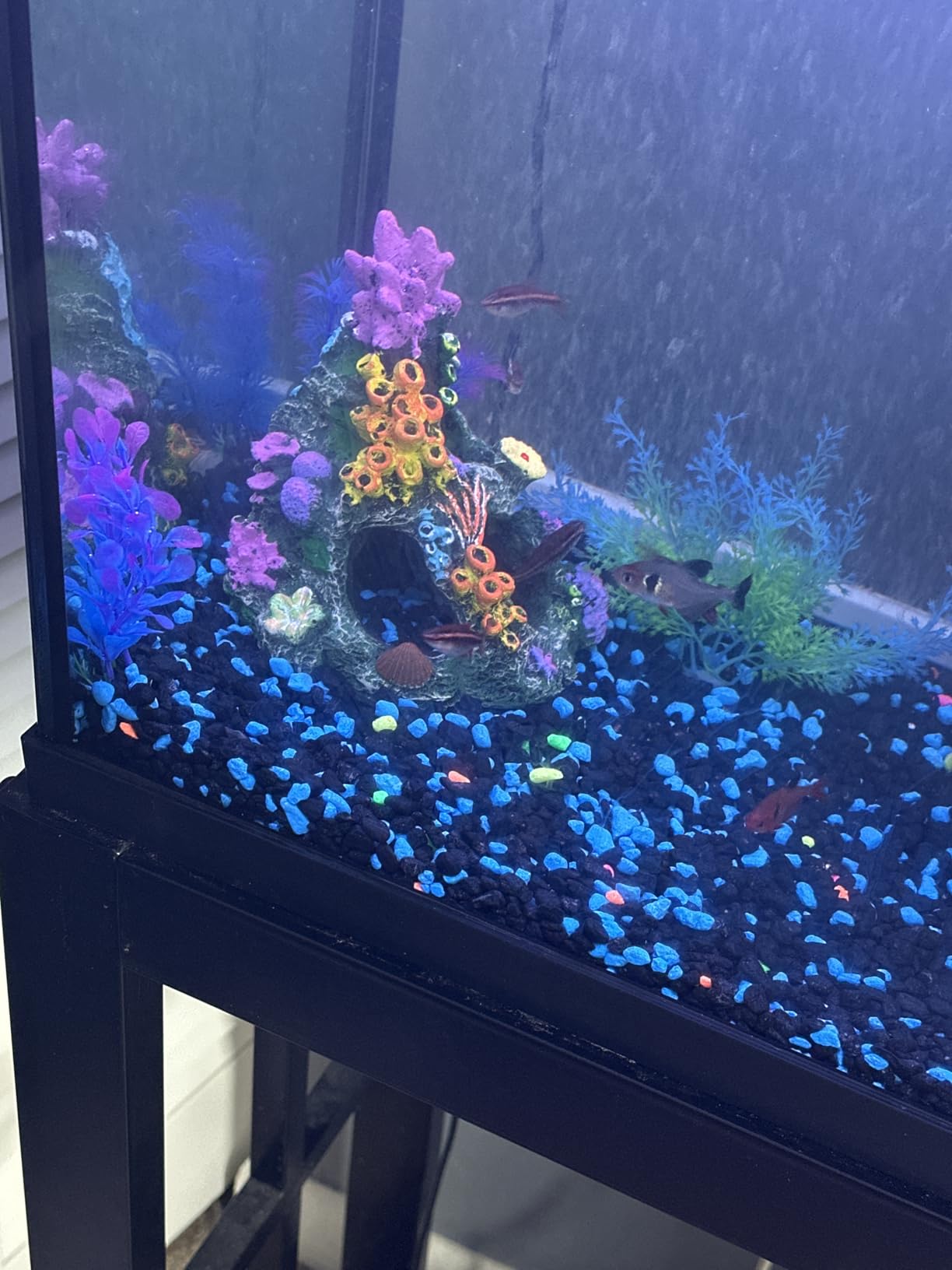 GSD Aquarium Colorful Coral Reef Set Fish Tank Decoration Mountain Ornament for Aquarium Environments Decor Accessories, Coral Mountain x 1, Aquatic Plant x 4 customer photo 1