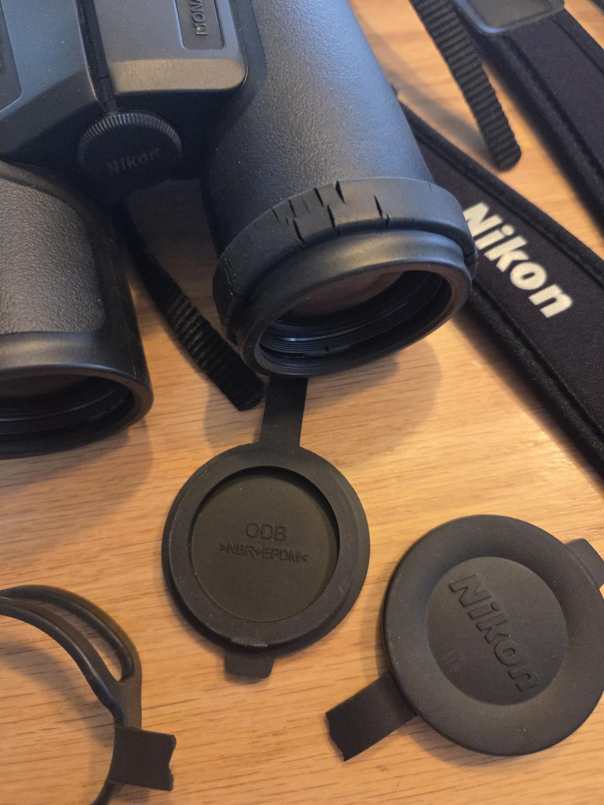 NIKON Monarch M5 Binoculars | Waterproof Fogproof ED Glass Optics with Dielectric Prism Coating | Bright High-Resolution Outdoor Binoculars for Birdwatching, Hiking & Wildlife, 8x42 | Long Eye Relief, waterproof, fogproof, ED Glass, rubber-Armored Binocular customer photo 2