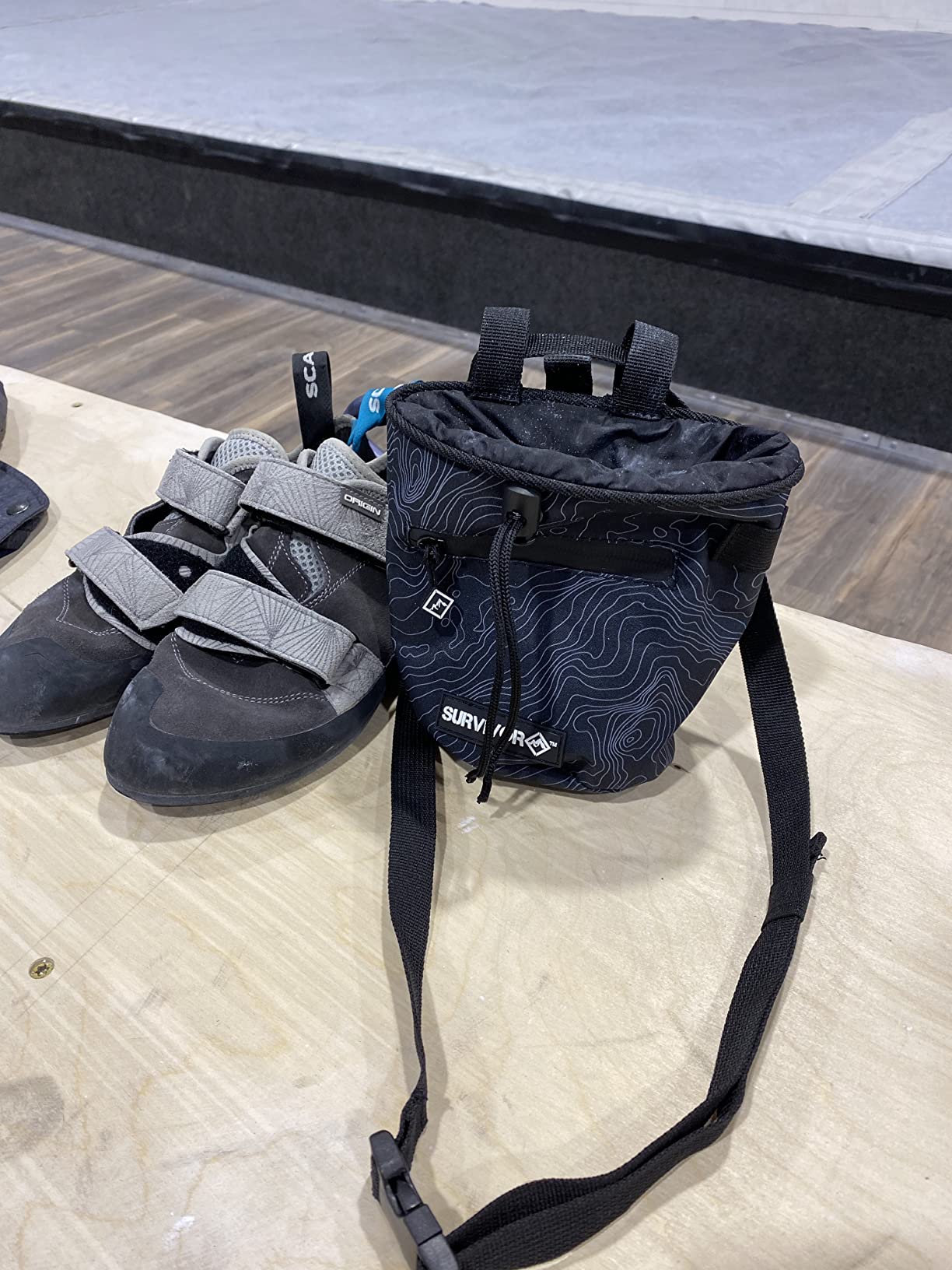SURVIVOR Chalk Bag for Rock Climbing, Bouldering, Weightlifting, and More customer photo 2