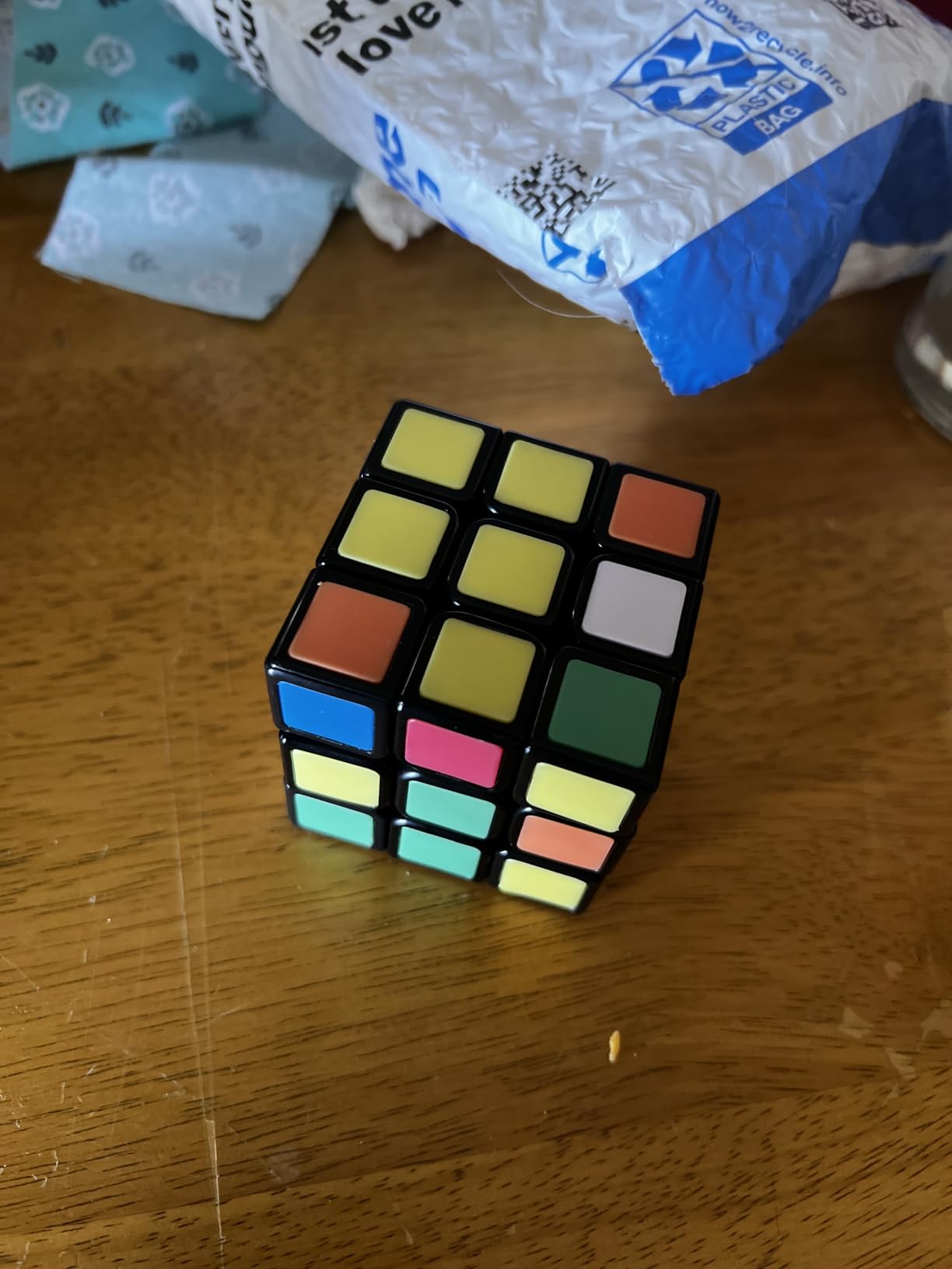 Rubik's Cube Phantom Heat-Activated Puzzle Cube & Brain Teaser Fidget Toy | Heat-Activated Colors Fade To Black, High-Tech STEM Toy That Improves Memory Recall & Problem-Solving Under Pressure, Ages 8+ customer photo 2