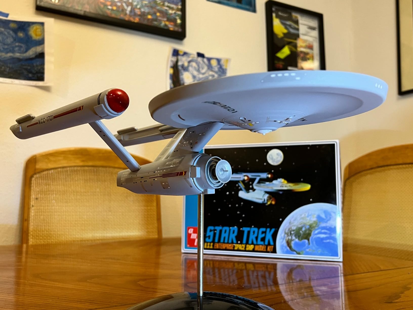 AMT 1296 Star Trek Classic U.S.S. Enterprise 1:650 Model Kit customer photo 1