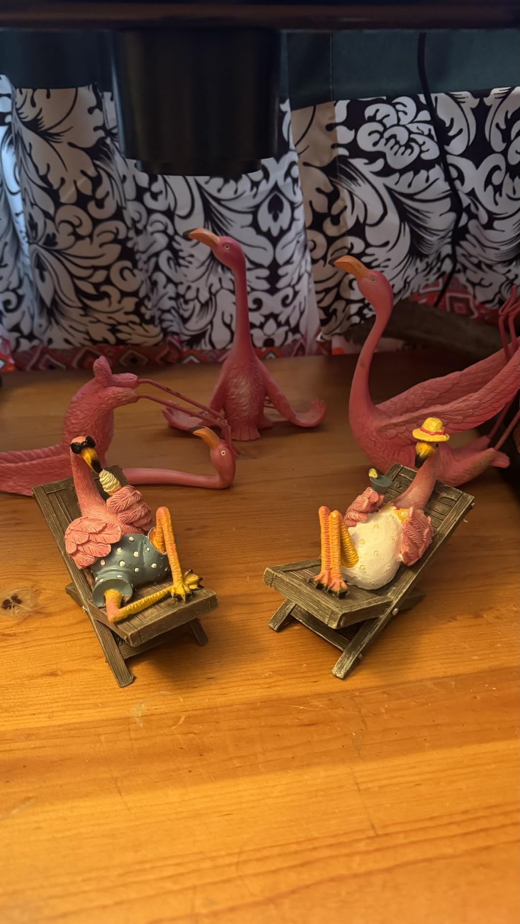 MUAMAX 2Pcs Pink Flamingo Figurines Resin Flamingo Bird Sculpture, Small Flamingo Ornaments for Coastal Home Wedding Decor, Housewarming Flamingo Gifts for Women, Desk Tropical Holiday Decoration customer photo 2