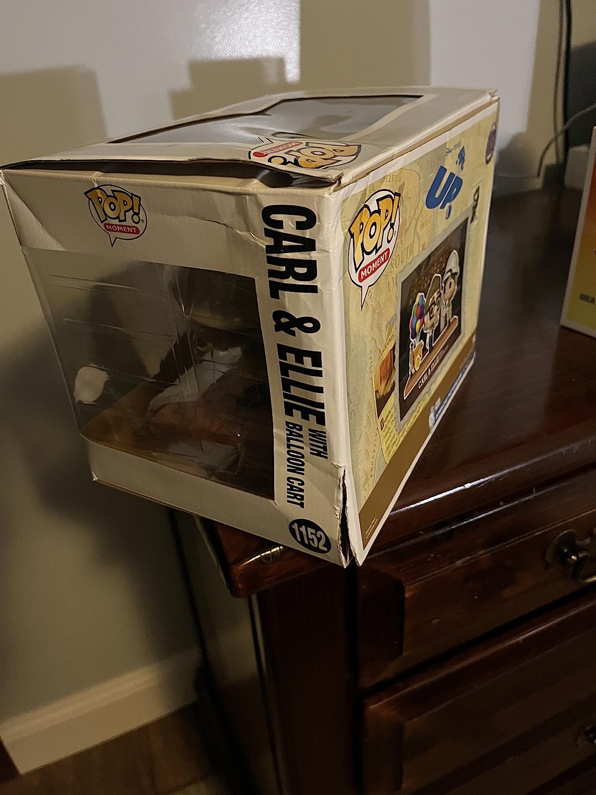 Pop! Moment Disney Pixar Up Carl & Ellie with Balloon Cart Vinyl Figures - Special Edition Exclusive customer photo 2