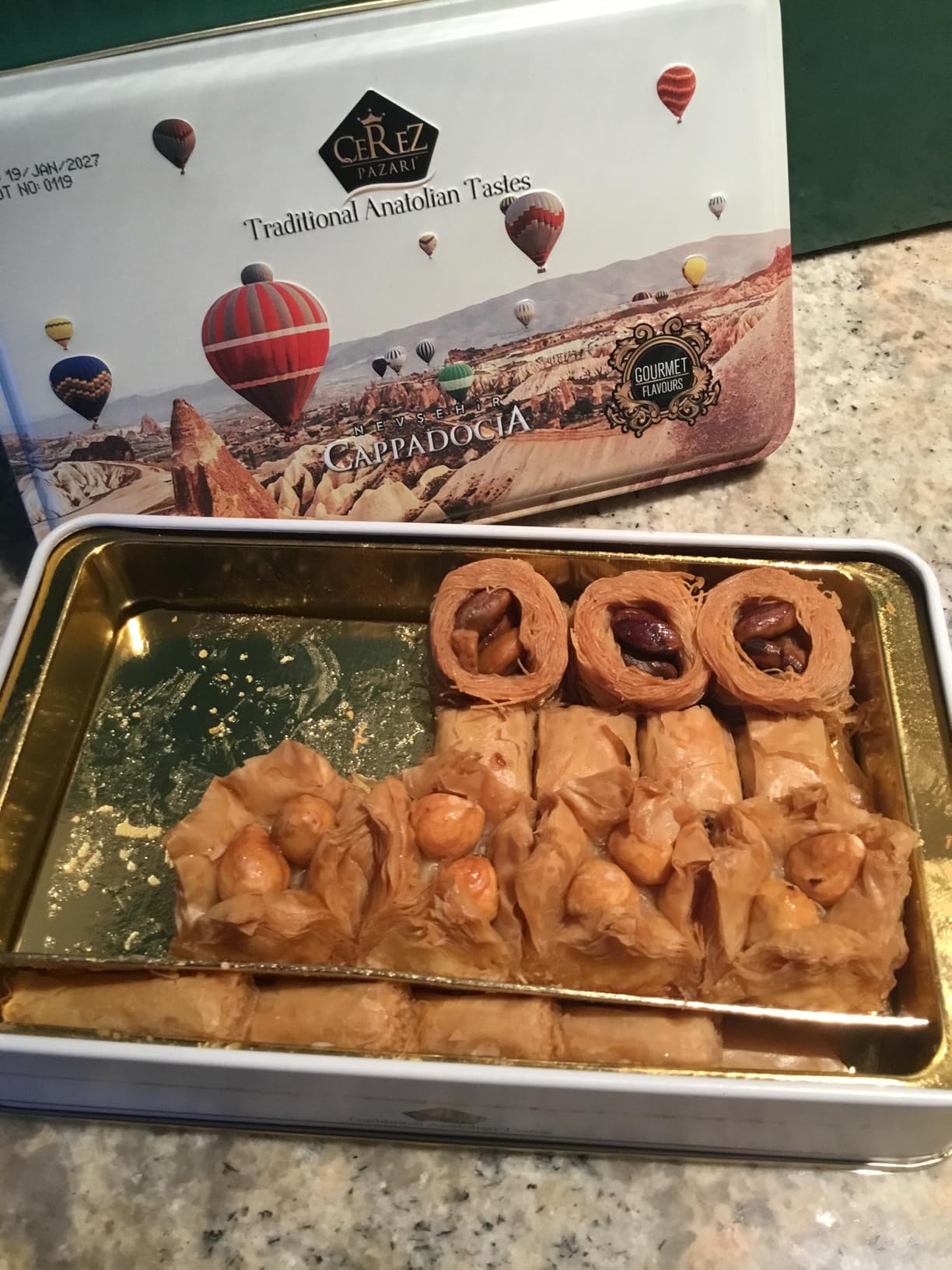 Cerez Pazari Baklava Pastry 8.5oz, Baklava Gift Box with Rich Pistachios, Walnuts, Hazelnuts and Cashews, Halal Shatila Baklava, Traditional Turkish Arabic Dessert Gift Box, Sweet Food Gifts for Women customer photo 2