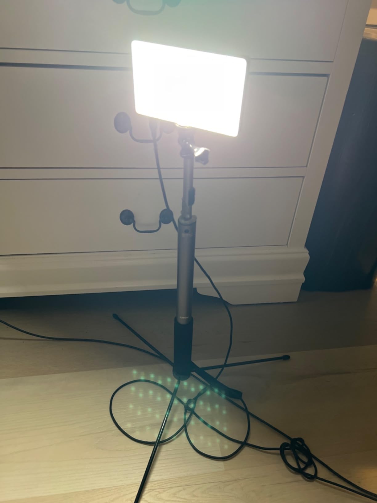 SmallRig RM120 RGB Video Light, 5000mAh 180 Minutes Portable Camera Light, 7W LED Video Light Panel, 2500-8500K CRI TLCI 98+ customer photo 2