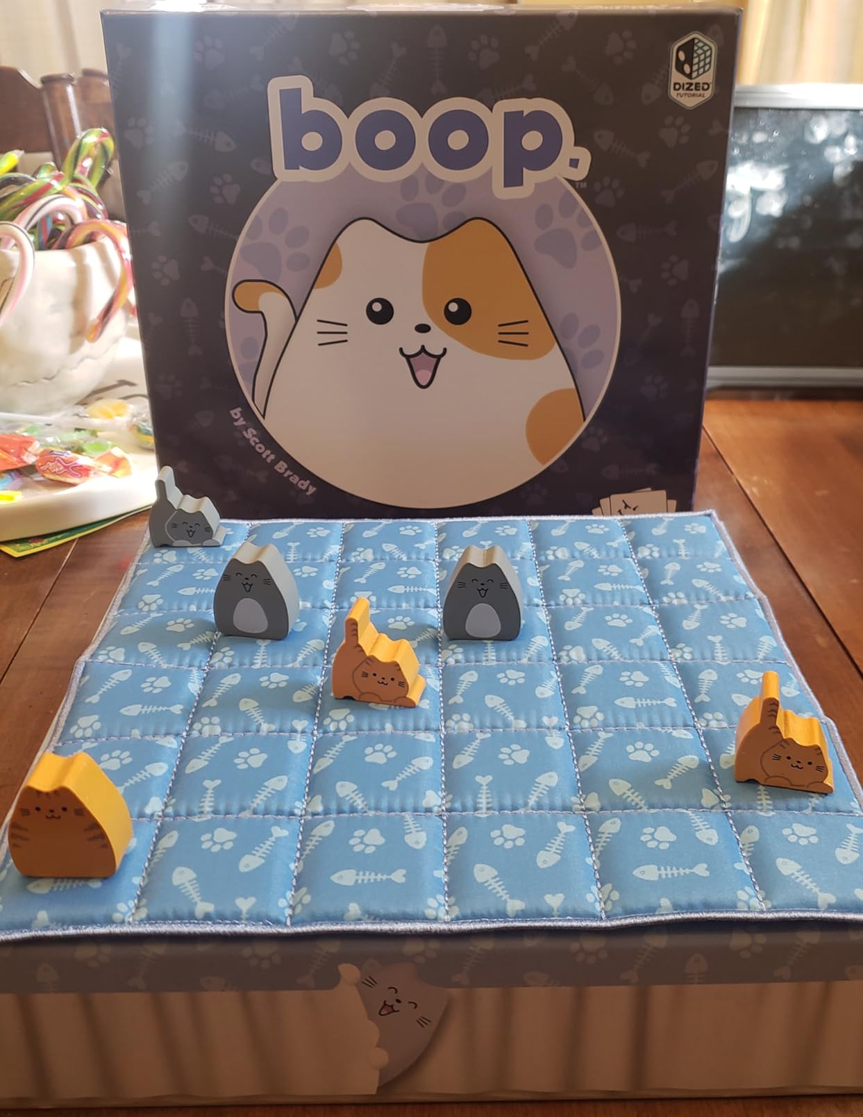 BOOP by Smirk and Dagger | Adorable 2 Player Cat and Kitten Strategy Game with 32 Wooden Pieces | Fast Tactical Puzzle Gameplay for Families Couples Kids and Adults | Ages 10+ customer photo 1