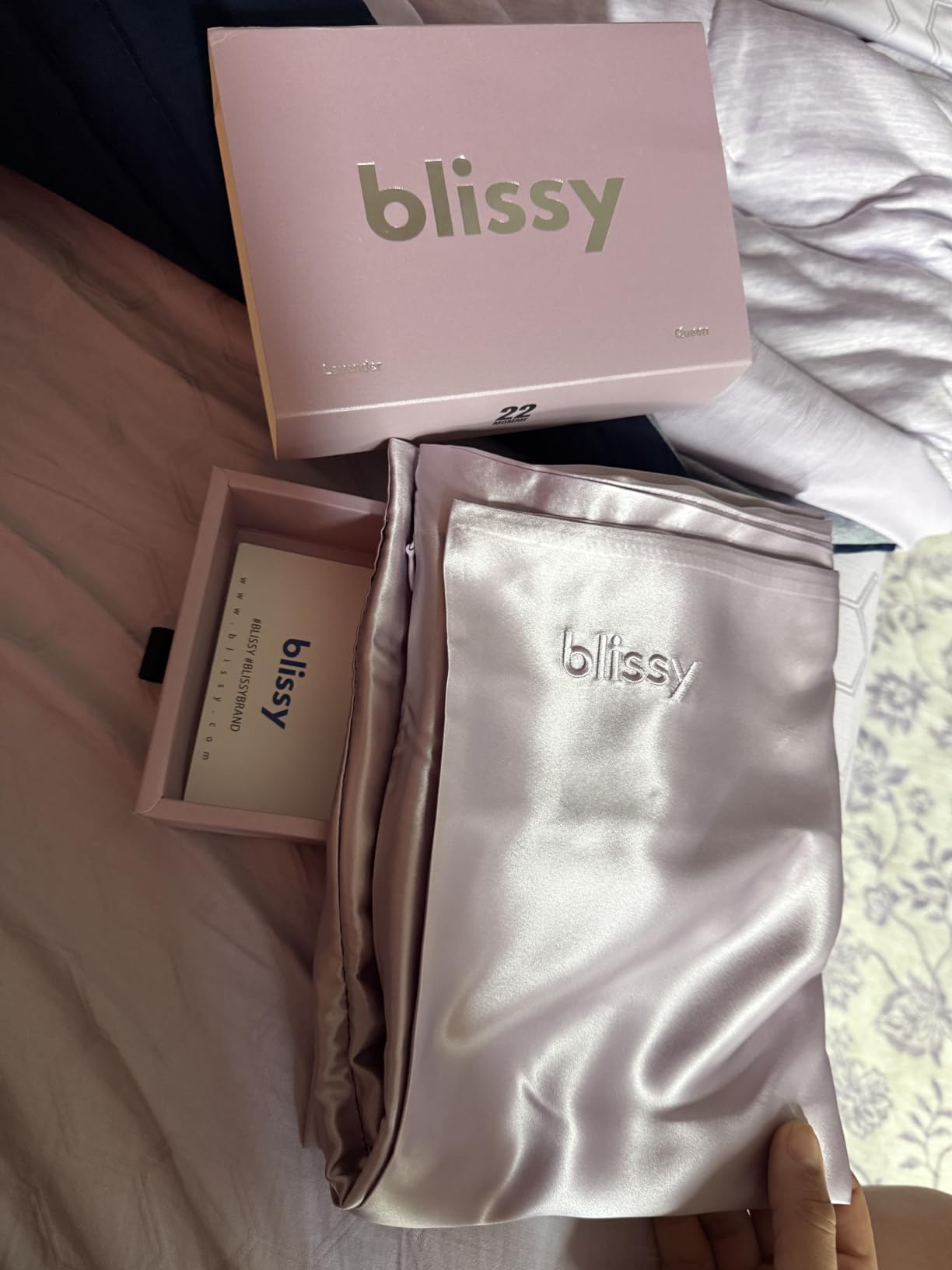 Blissy Silk Pillowcase - 100% Pure Mulberry Silk - 22 Momme 6A High-Grade Fibers - Silk Pillow Cover for Hair & Skin - Regular, Queen & King (Silver, Standard) customer photo 2