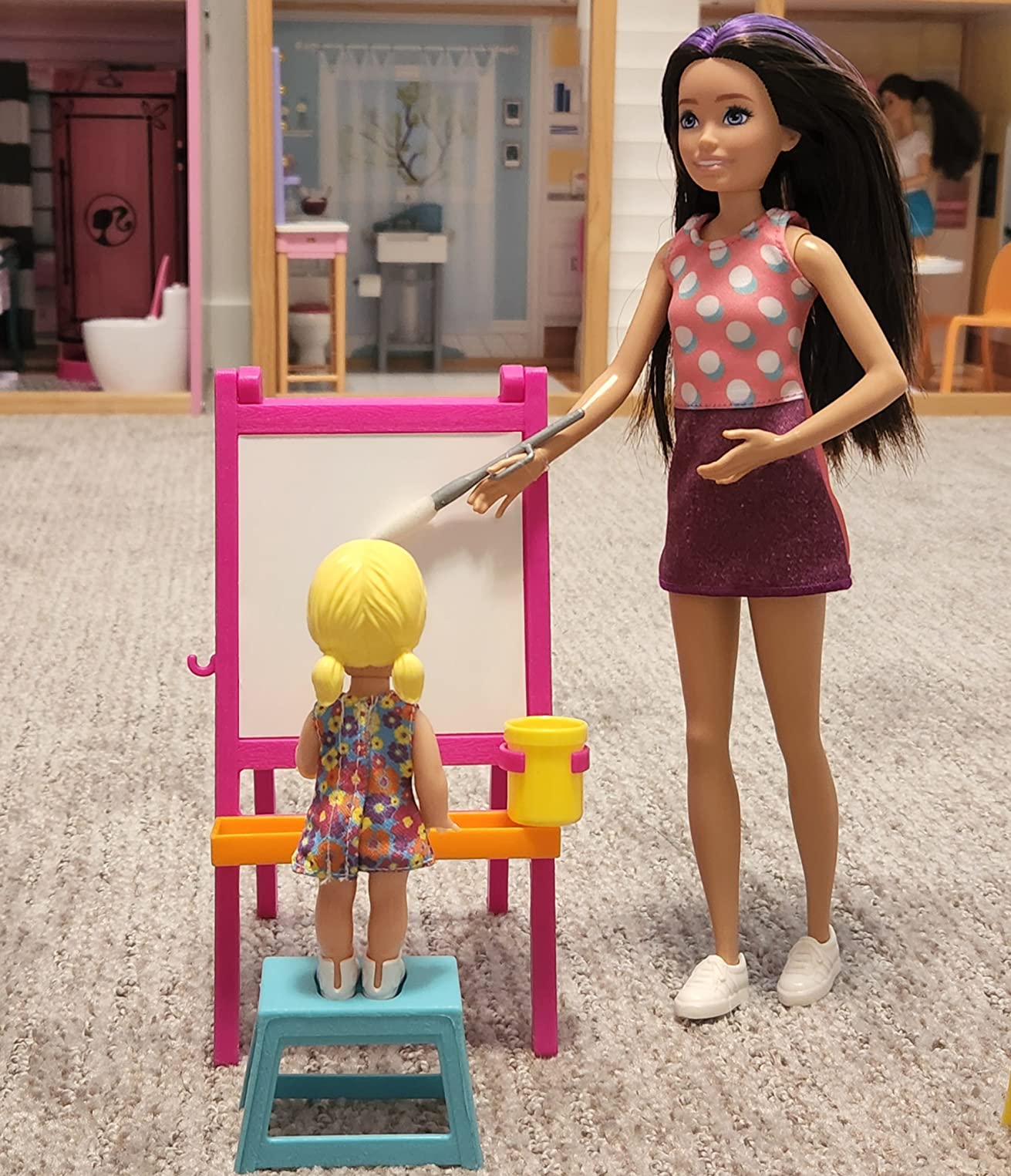 Barbie Skipper Babysitters Inc Ultimate Daycare Playset | with 3 Dolls, Furniture & 15+ Accessories, Includes Bunk Beds & Color-Change Easel customer photo 2