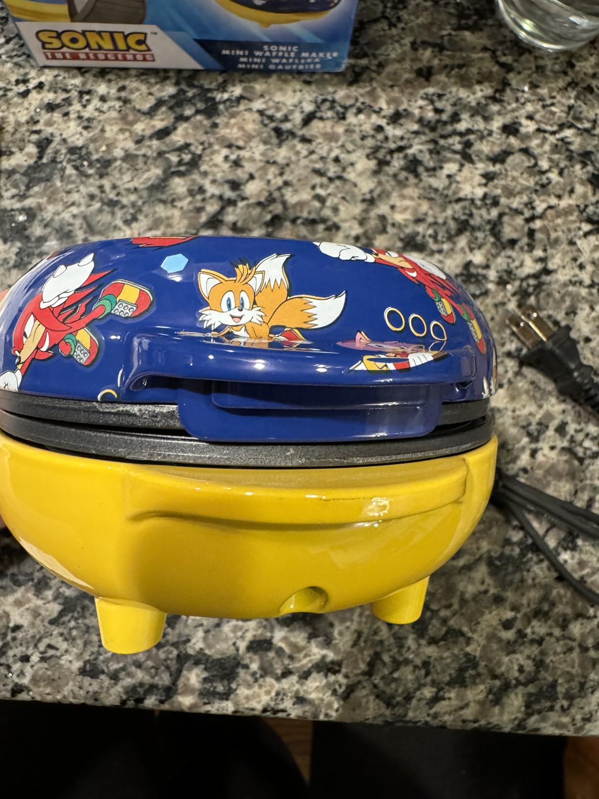 Uncanny Brands Sonic the Hedgehog Mini Waffle Maker - Sega Kitchen Appliance customer photo 1