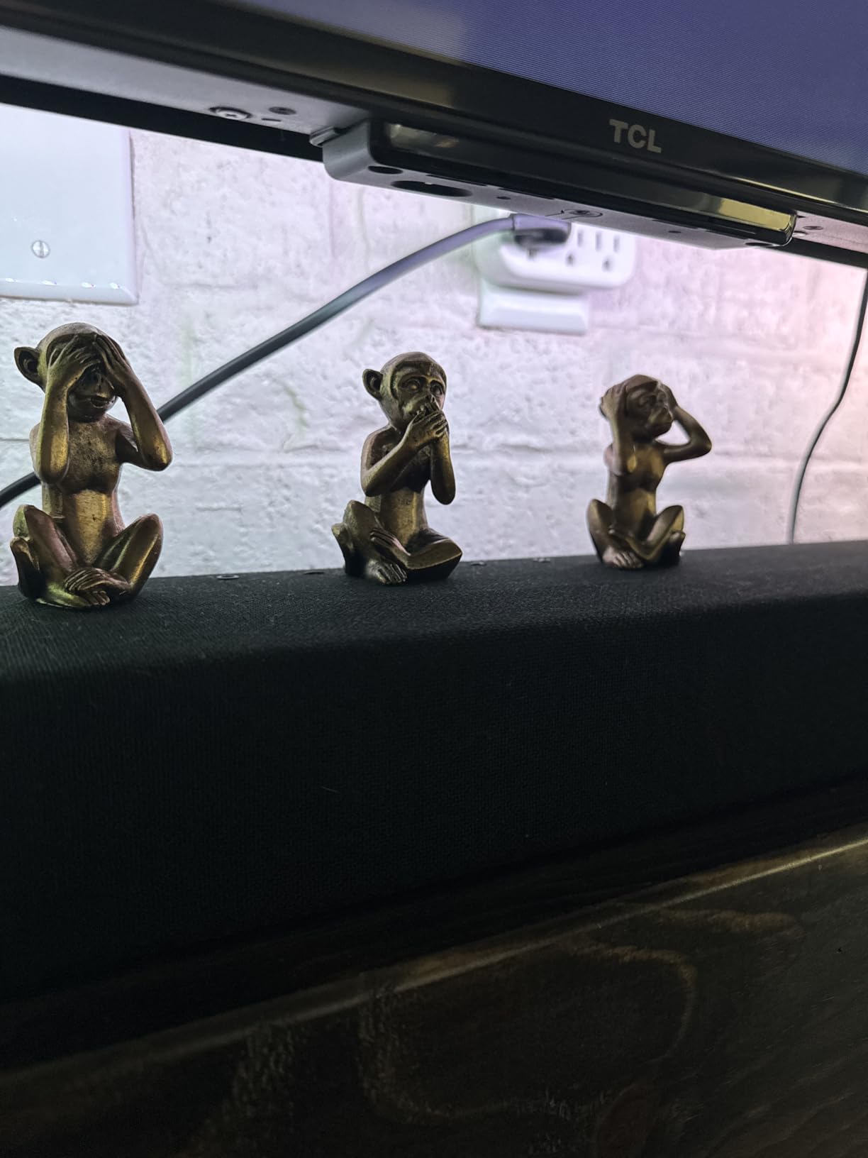 Leekung 3 Wise Monkeys Statue for Home Decor Accents, Hear no Evil See no Evil Speak no Evil Figurine for Living Room Boho Desk Gold Modern Table Decor, Monkey Gift Shelf Decor Accents Antique Bronze customer photo 1