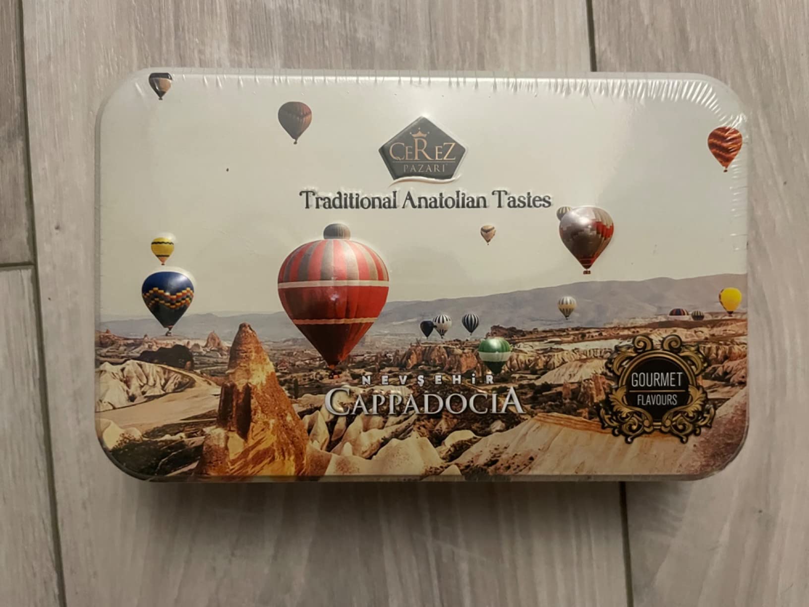 Cerez Pazari Turkish Delight Candy Gift Basket, Luxury Lokum Dessert, Gourmet Christmas Holiday Corporate Food Gifts in Elegant Tin Box, With 5 Unique Flavors, No Nuts, 13.2 oz. customer photo 2