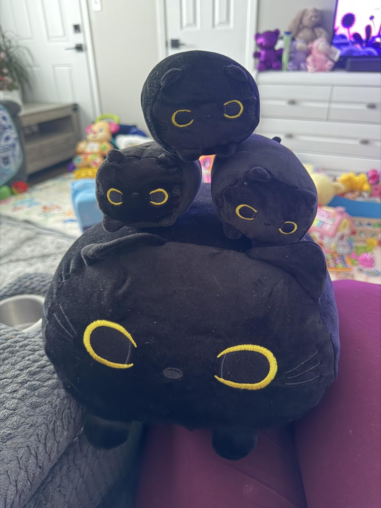 TOYSYM Chubby Blob Seal Pillow Cute Seal Plush with 4 Baby Plushies in Her Tummy, Soft Large Stuffed Animals Toy Gifts for Kids (20inch) customer photo 1