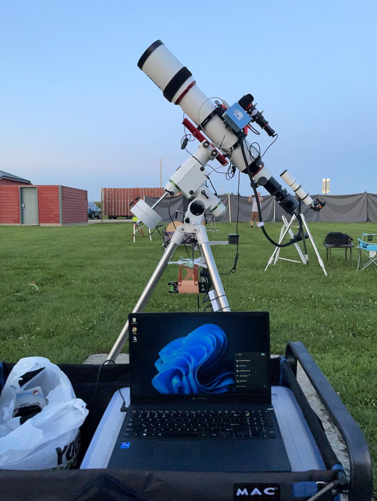 SVBONY SV550 Triplet APO Telescope, 122mm F7 ED Glass Telescope for Adults | 2.5
