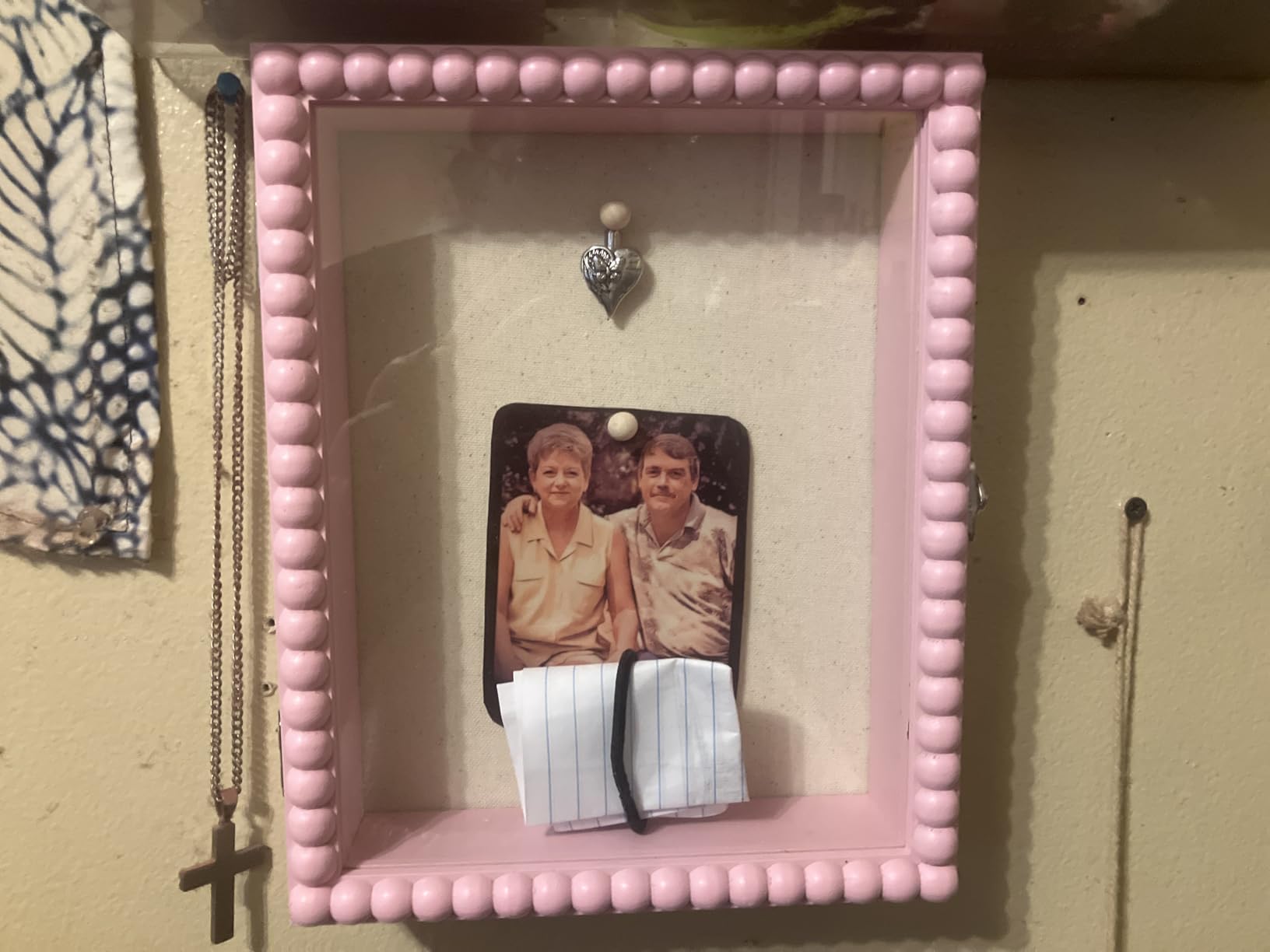 Love-KANKEI Shadow Box Frame 11x14, Deep Large Shadow Box Display Case with Unique Beads Door and Glass Window, Wood Memory Box for Pictures,Medals,Memorabilia,Collections White customer photo 2