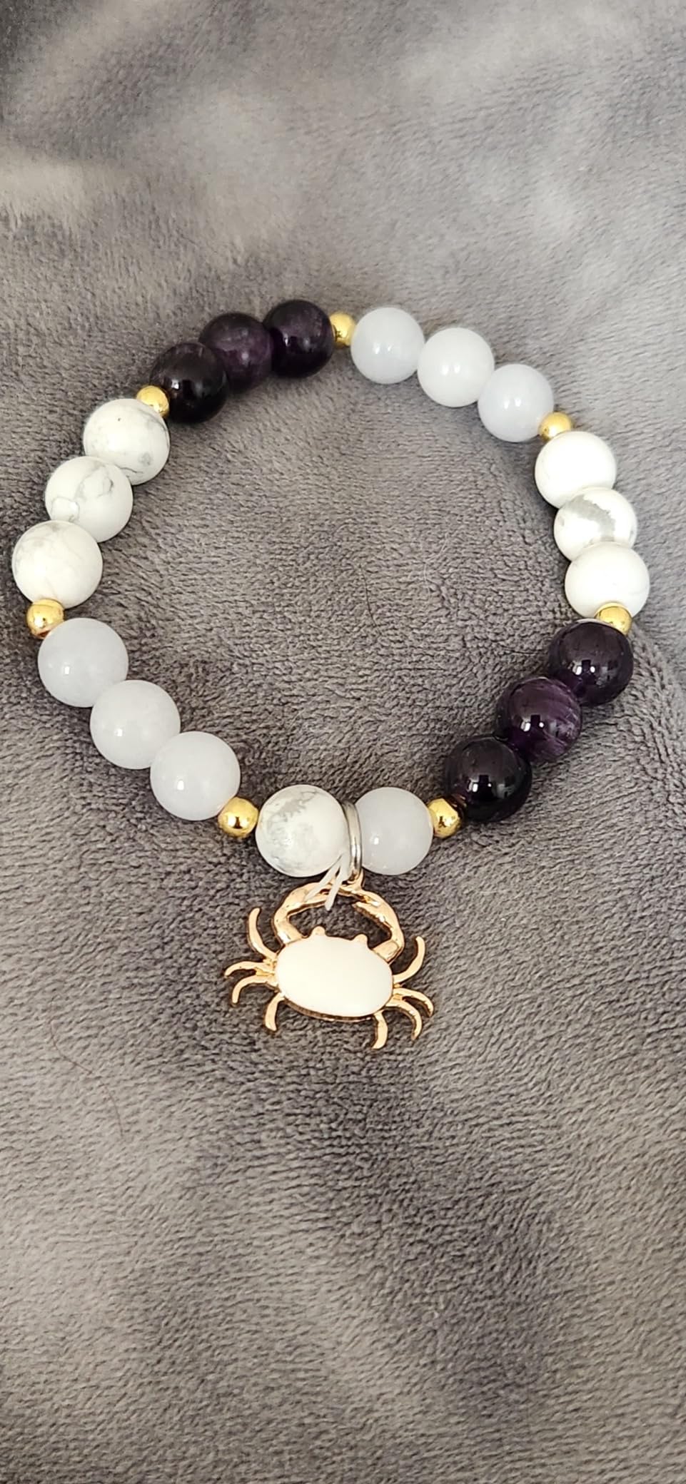 PARTNER Crab Inspirational Birthday Gifts for Women Best Friends Unique Gifts Natural Stone Beaded Bracelets for Women Agate Beaded Jewelry with Meaningful Message Card For Crab Lovers,Comes Packaged customer photo 2