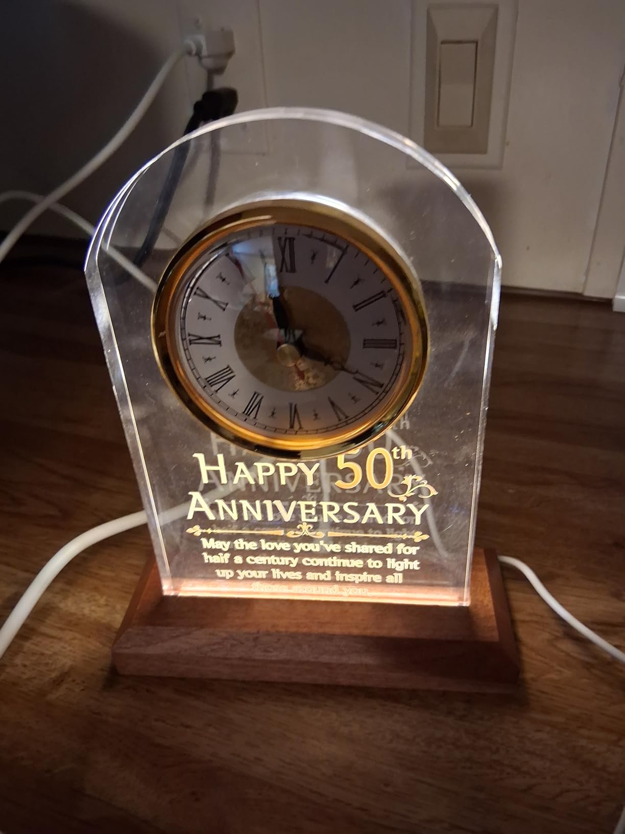 OkiyiD Light Up 25th Anniversary Wedding Gifts Quartz Clock with Wooden Base, 25 Years Silver Wedding for Couple, Parents, Soft Warm White Lighting 25th Anniversary Decoration Gifts customer photo 1