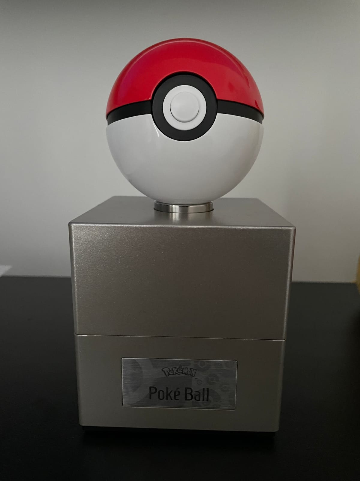 The Wand Company Original Poké Ball Authentic Replica - Realistic, Electronic, Die-Cast Poké Ball with Display Case Light Features - Officially Licensed by Pokémon customer photo 1