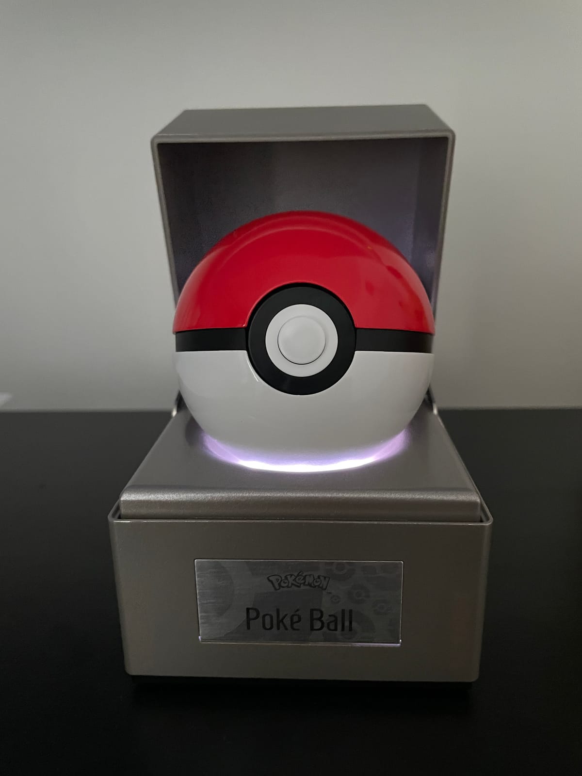 The Wand Company Original Poké Ball Authentic Replica - Realistic, Electronic, Die-Cast Poké Ball with Display Case Light Features - Officially Licensed by Pokémon customer photo 2