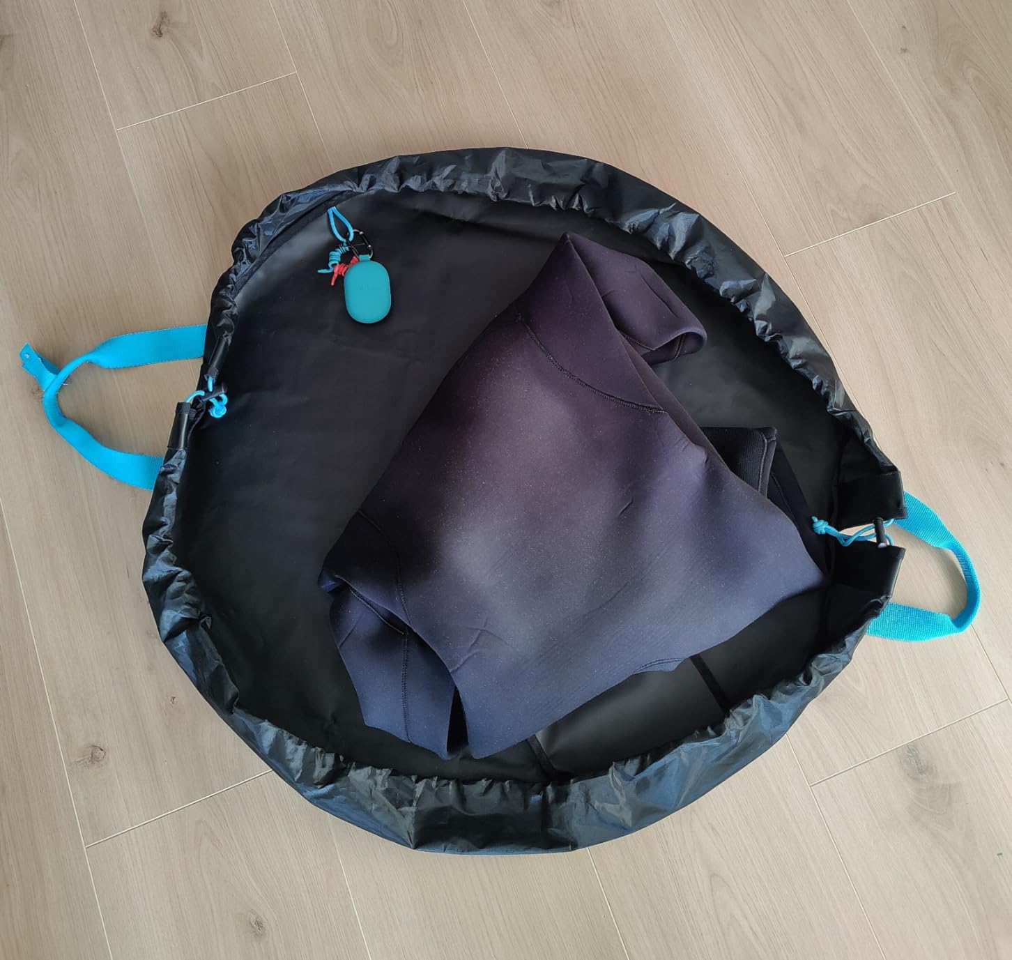 Wetsuit Changing Mat Bag - Large 32