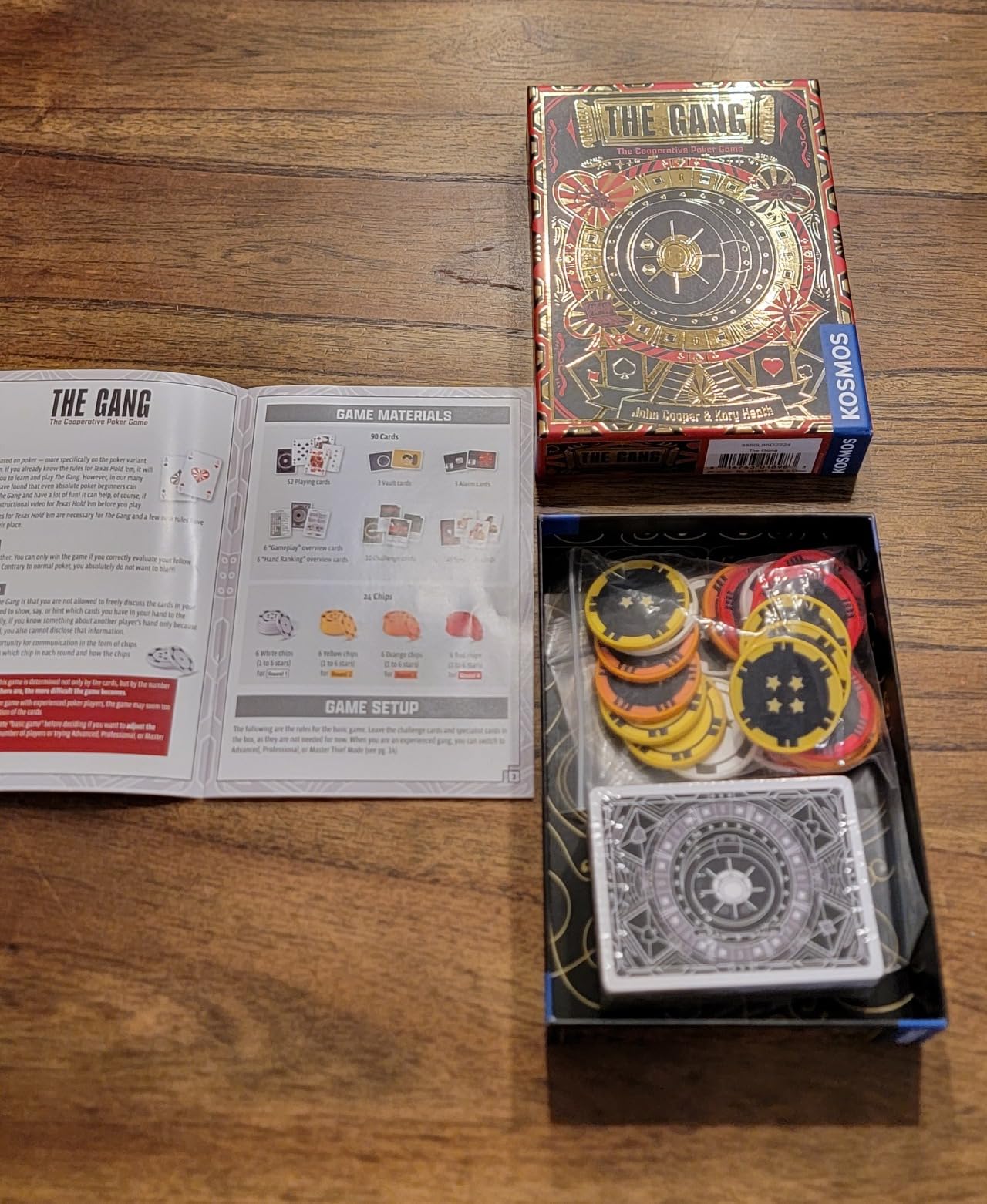 Thames & Kosmos The Gang - Cooperative Poker Card Game | Team-Based Heist Game | 3-6 Players customer photo 2