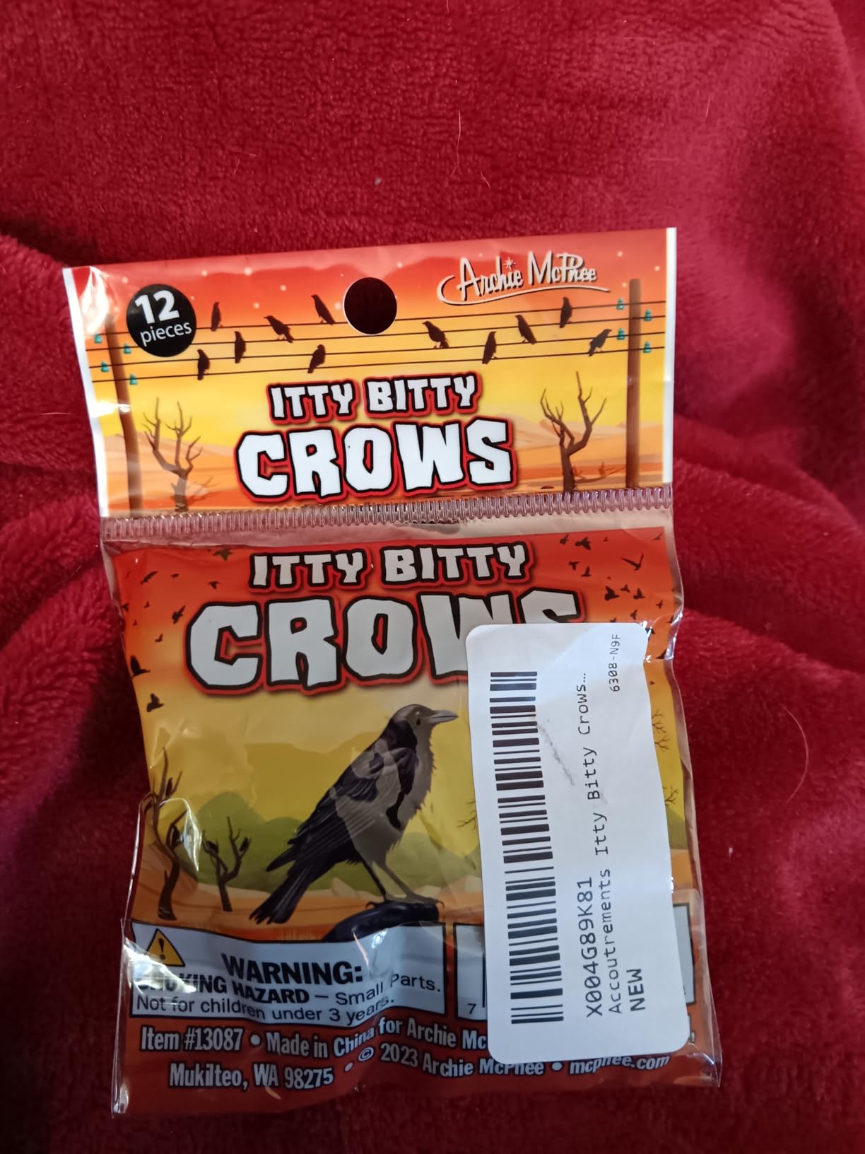 Accoutrements Itty Bitty Crows: A Pocketful of Crows - 12 Tiny Soft Vinyl Corvids in Four Poses, Our Tiniest Murder Yet, Black customer photo 1