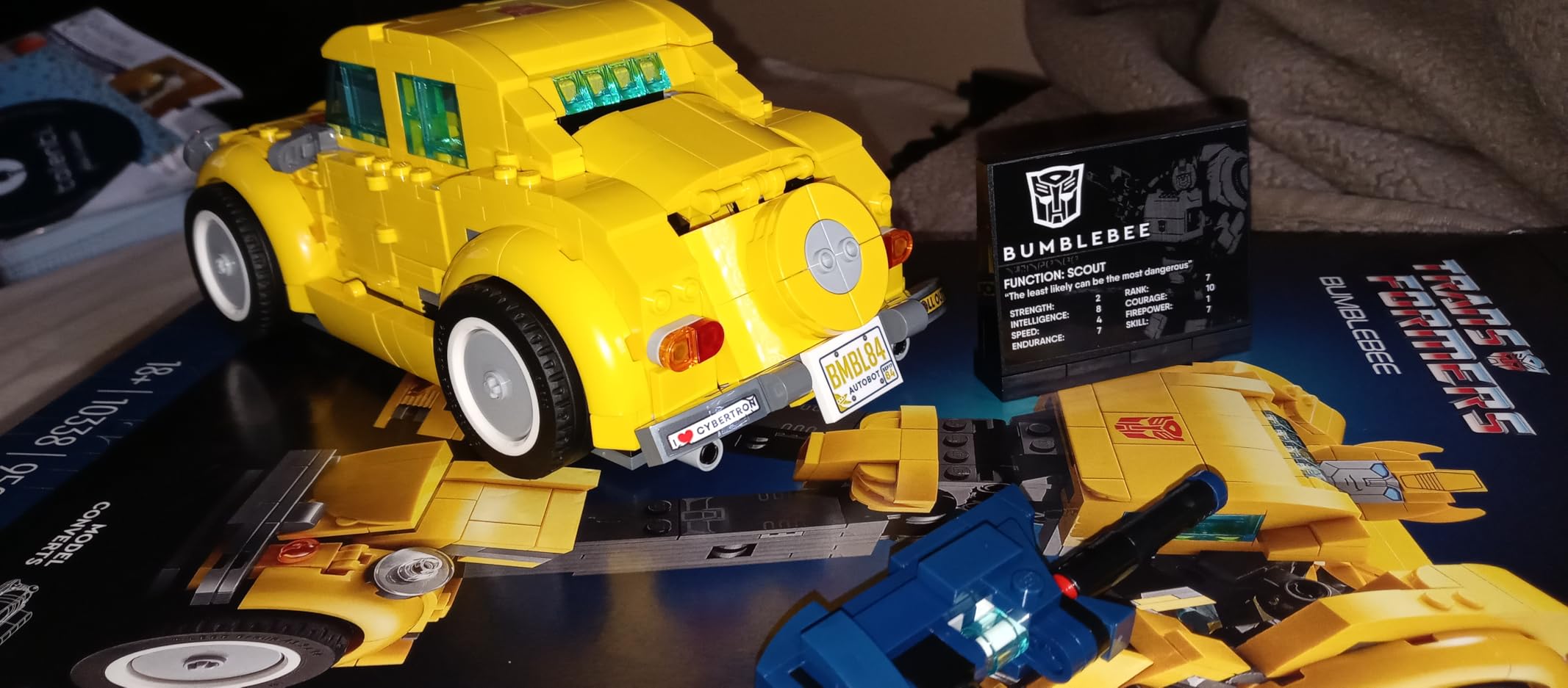 Icons Transformers Bumblebee Action Figure, Collectible Robot Gift for Adults, Movie Themed Model Building Set for Sci-Fi Enthusiasts and Transformers Fans, Converts to Vehicle Mode, 10338 customer photo 1
