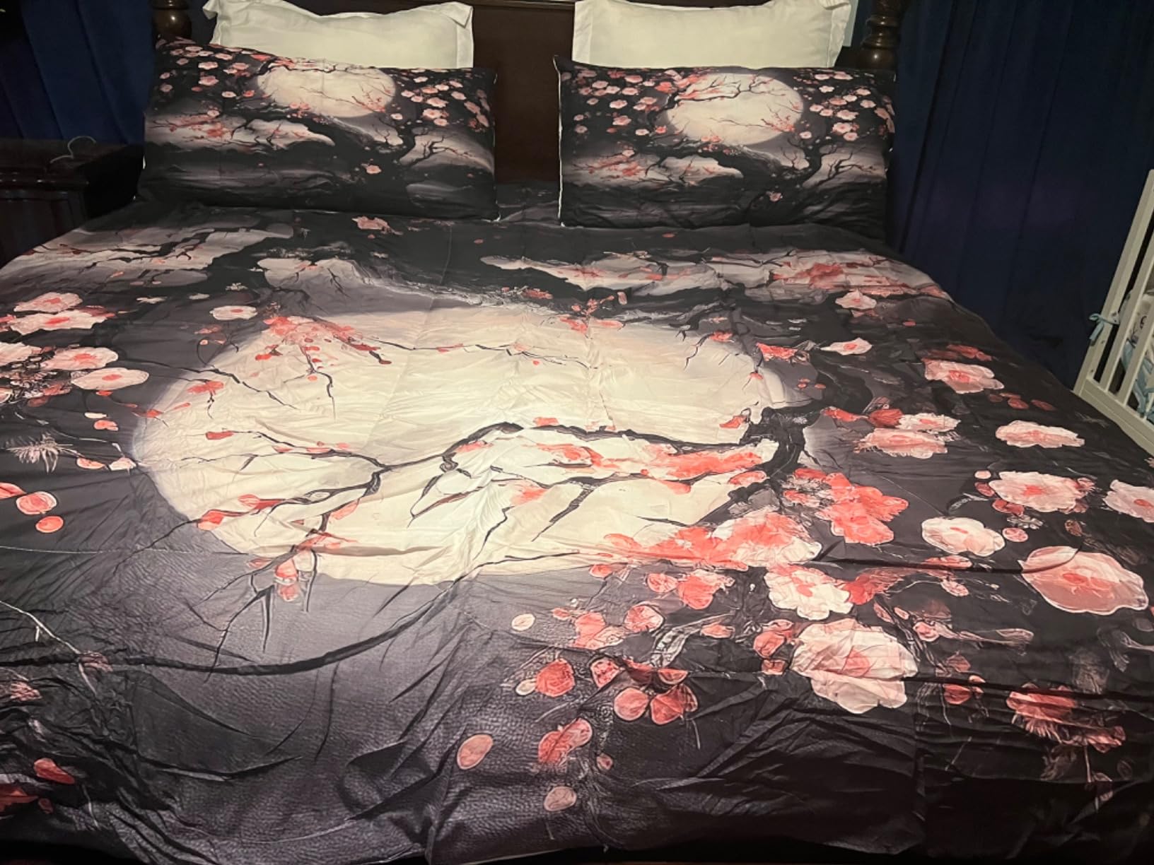 CCoutueChen Wolf Comforter Set Queen Size, Wolves Moon Bedding Set, Dream Catcher & Animal Pattern on Black Bedding, Western Boho Tribal Comforter Soft Microfiber Down Quilt 3 Pieces customer photo 2