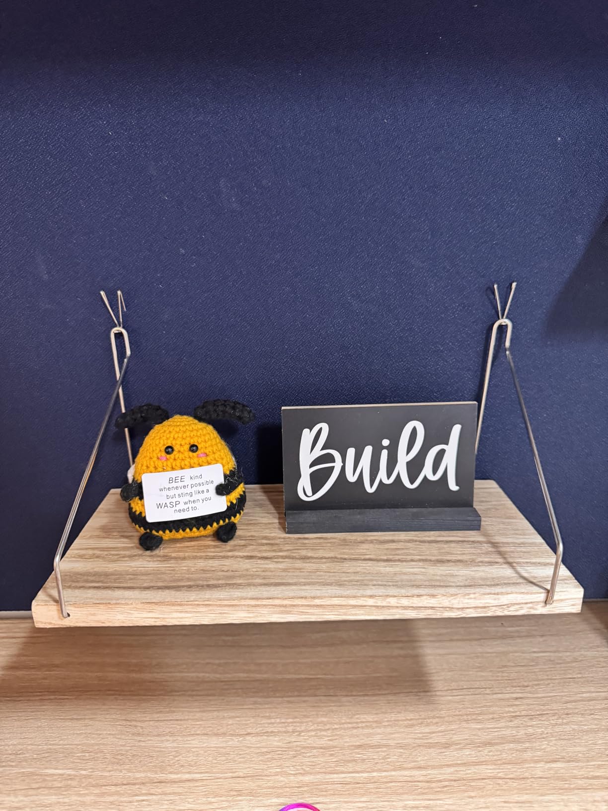 Maziky Funny Positive Bee Mini Crochet Bee with Positive Affirmation Cards for Inspirational Novelty Gifts and Party Decorations customer photo 1